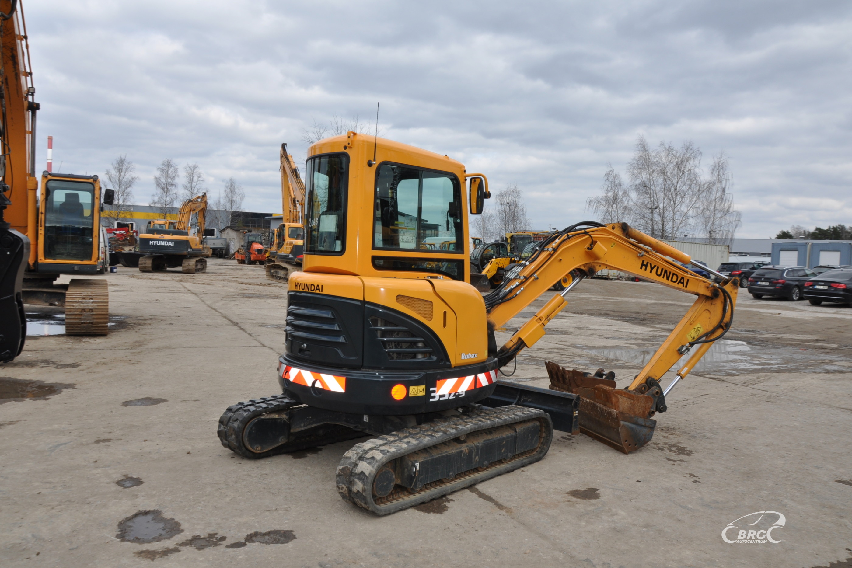 Hyundai r35z 9