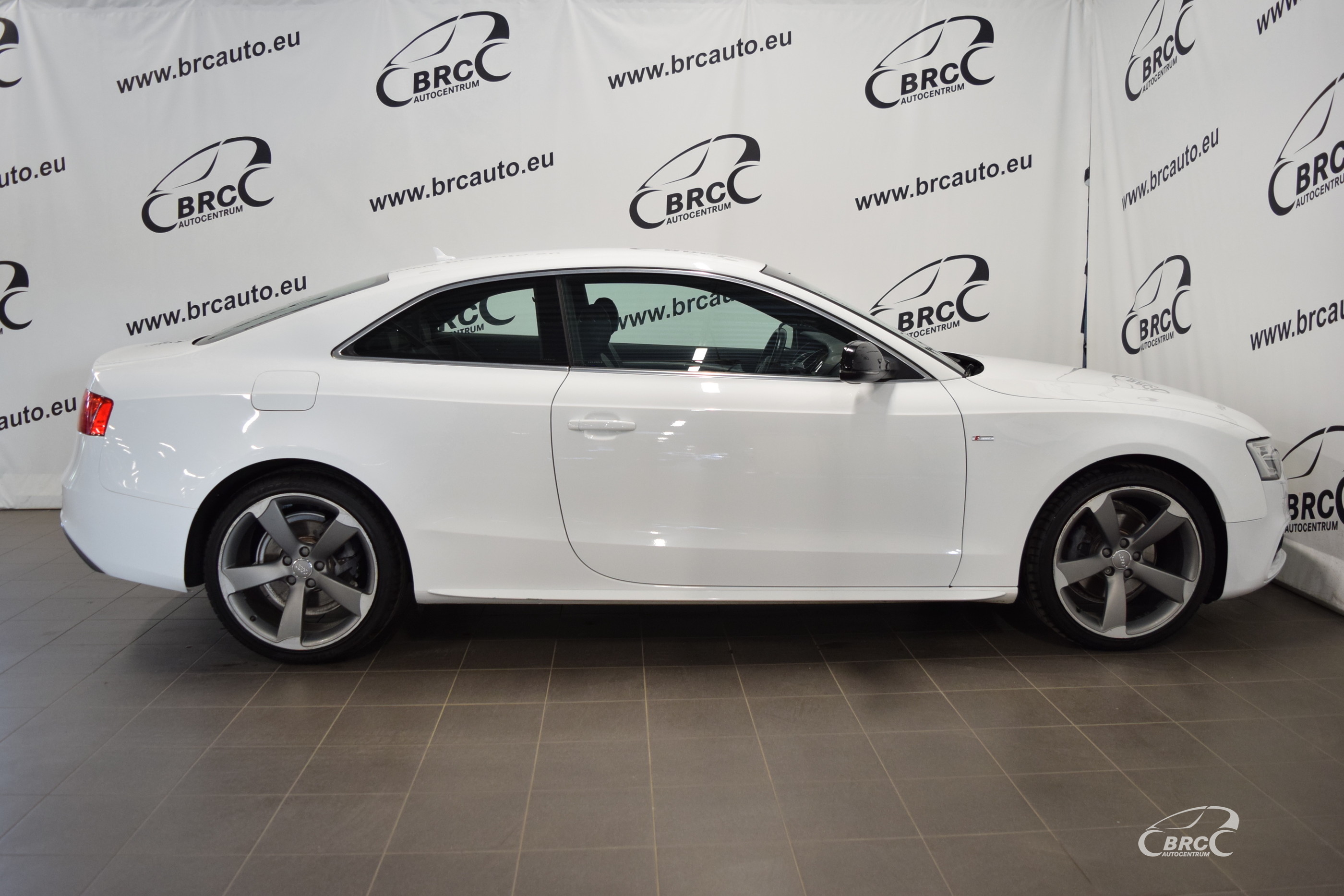 Audi A5 Coupe TDi S-Line A/T