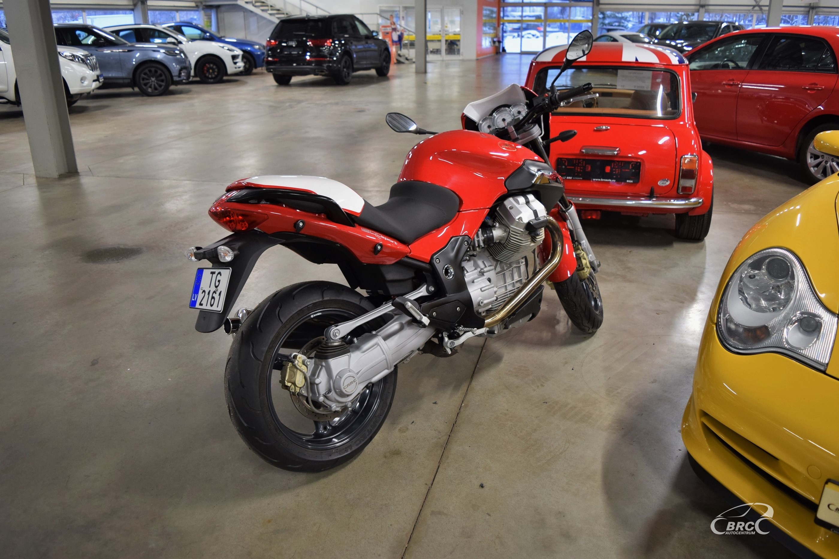 Moto Guzzi 1200 Sport 