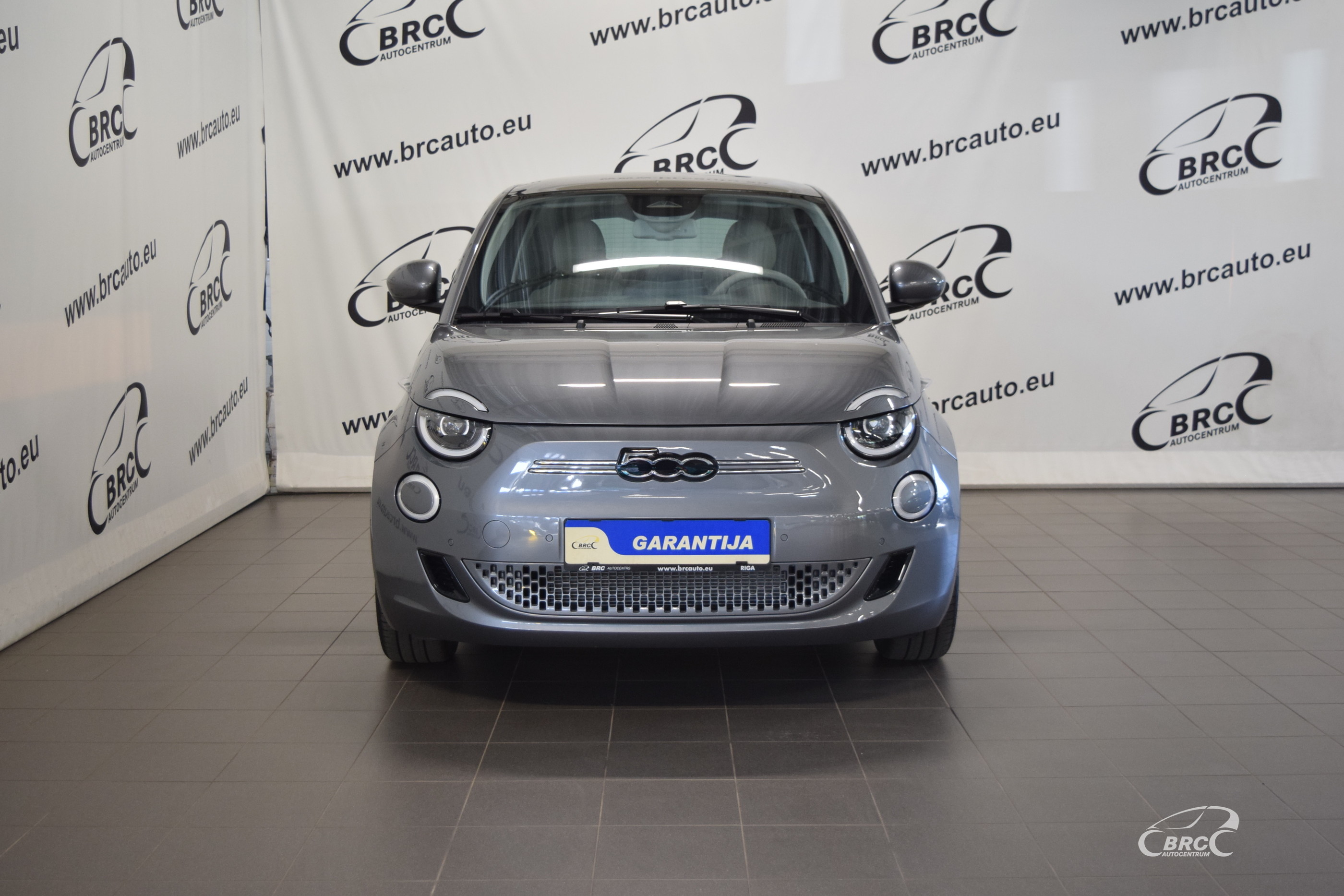 Fiat 500 E 43kWh la Prima *pieejams EKII 4500 EUR atbalsts