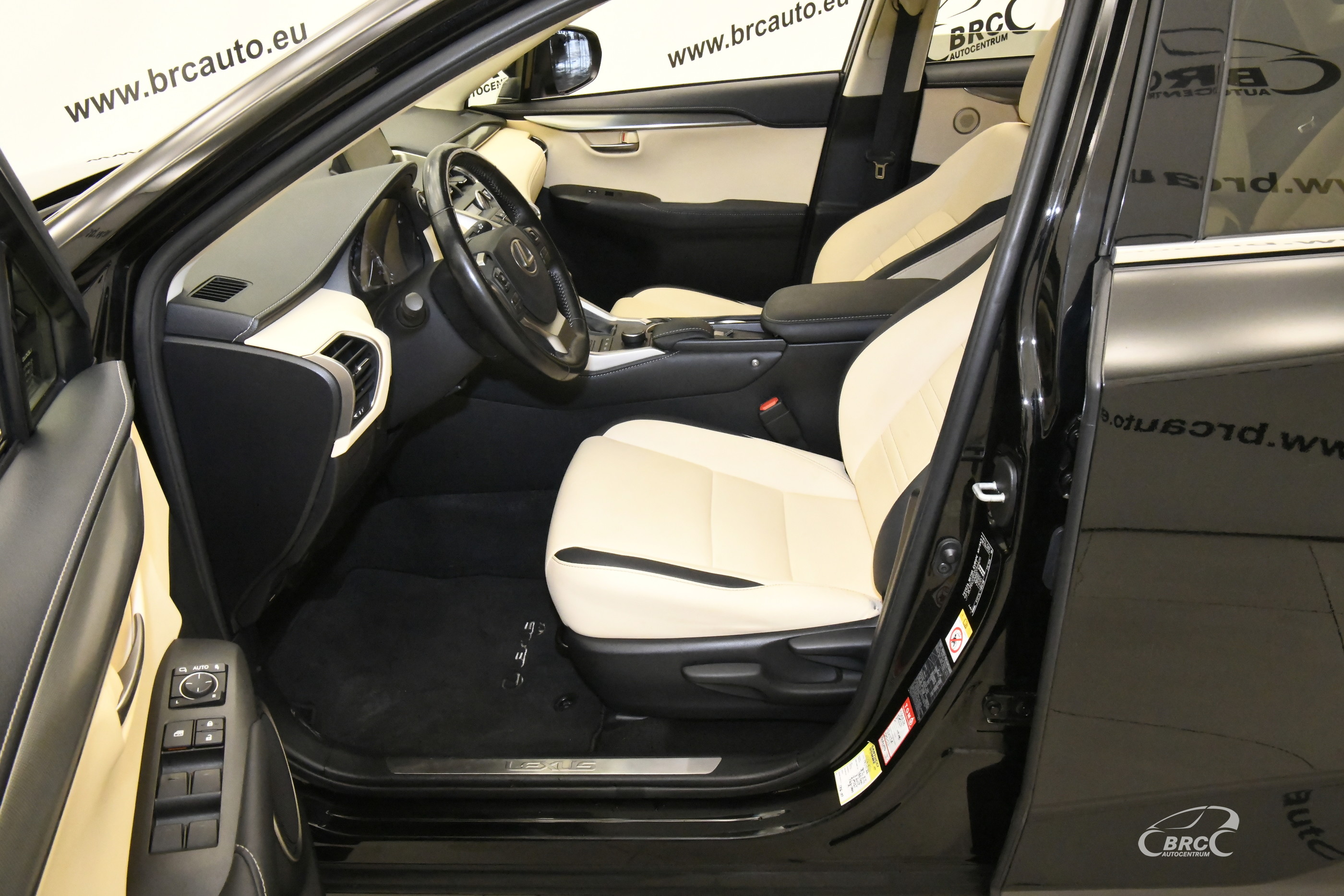 Lexus NX300h Hybrid Automatas