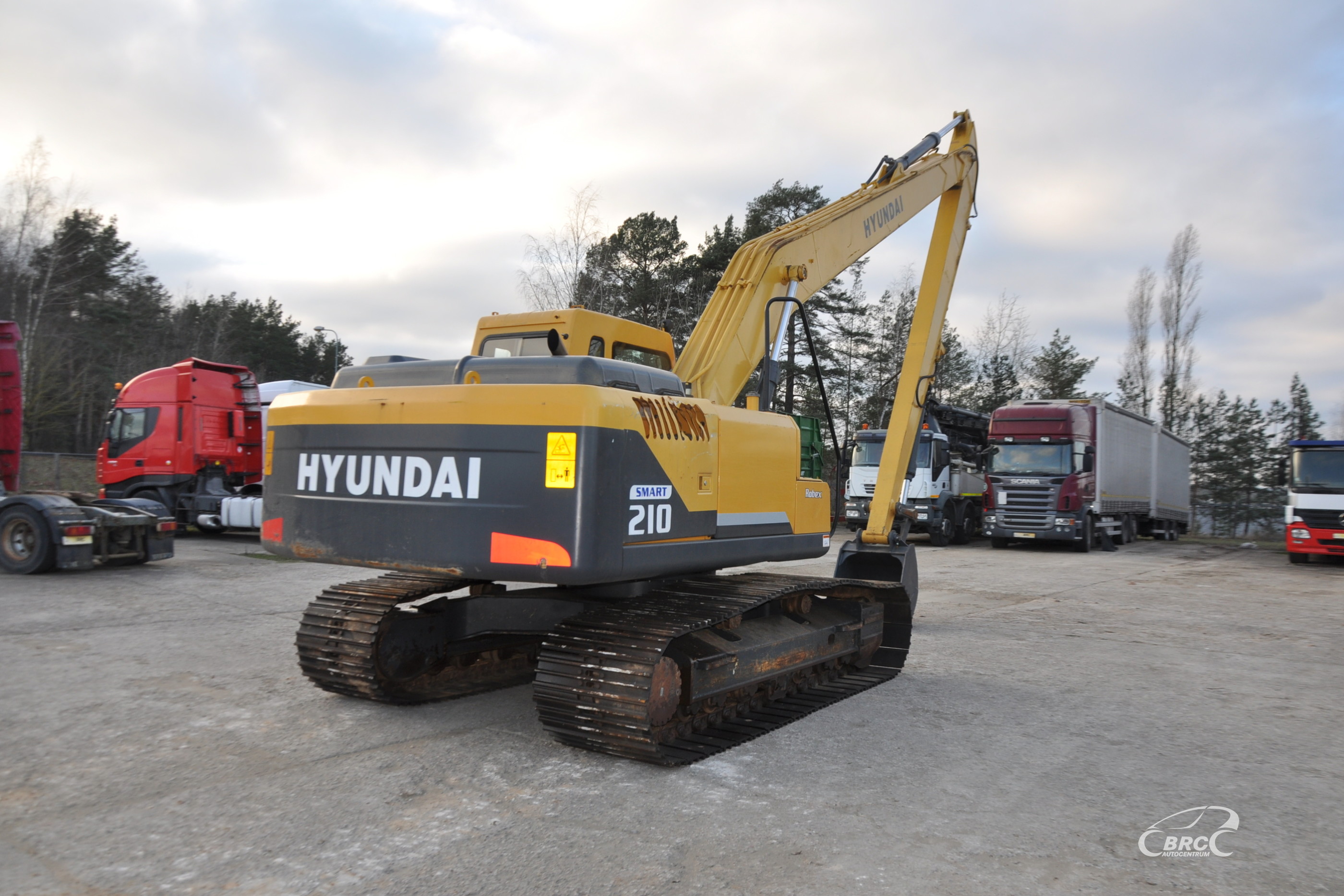 Hyundai r210 экскаватор