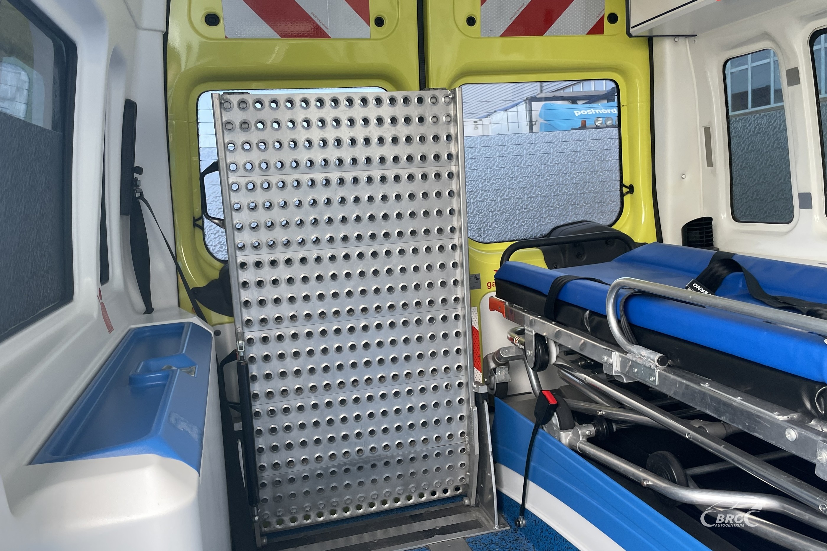 Ford Transit 125 T300 TREND Ambulance