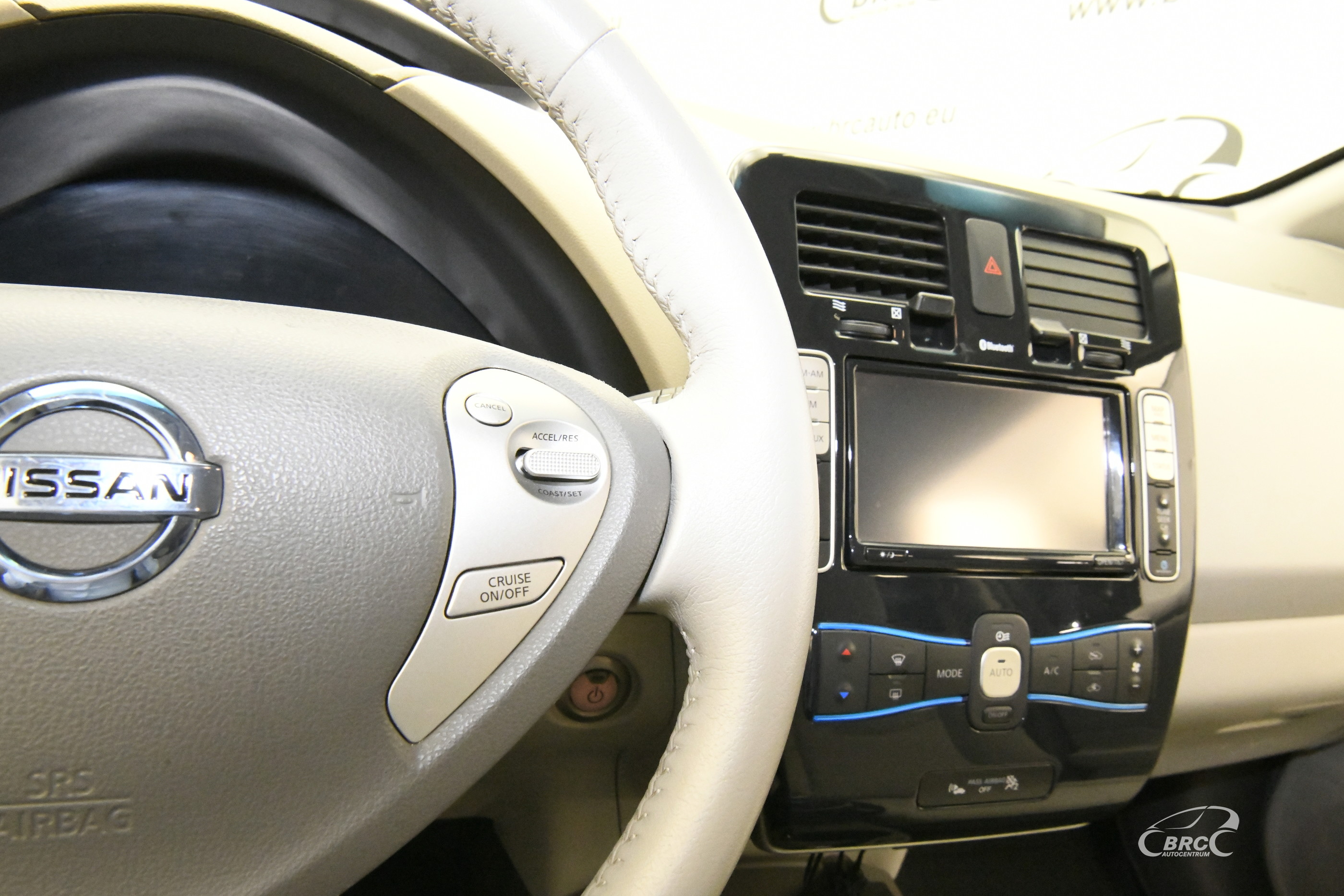 Nissan Leaf Zero Emission Automatas