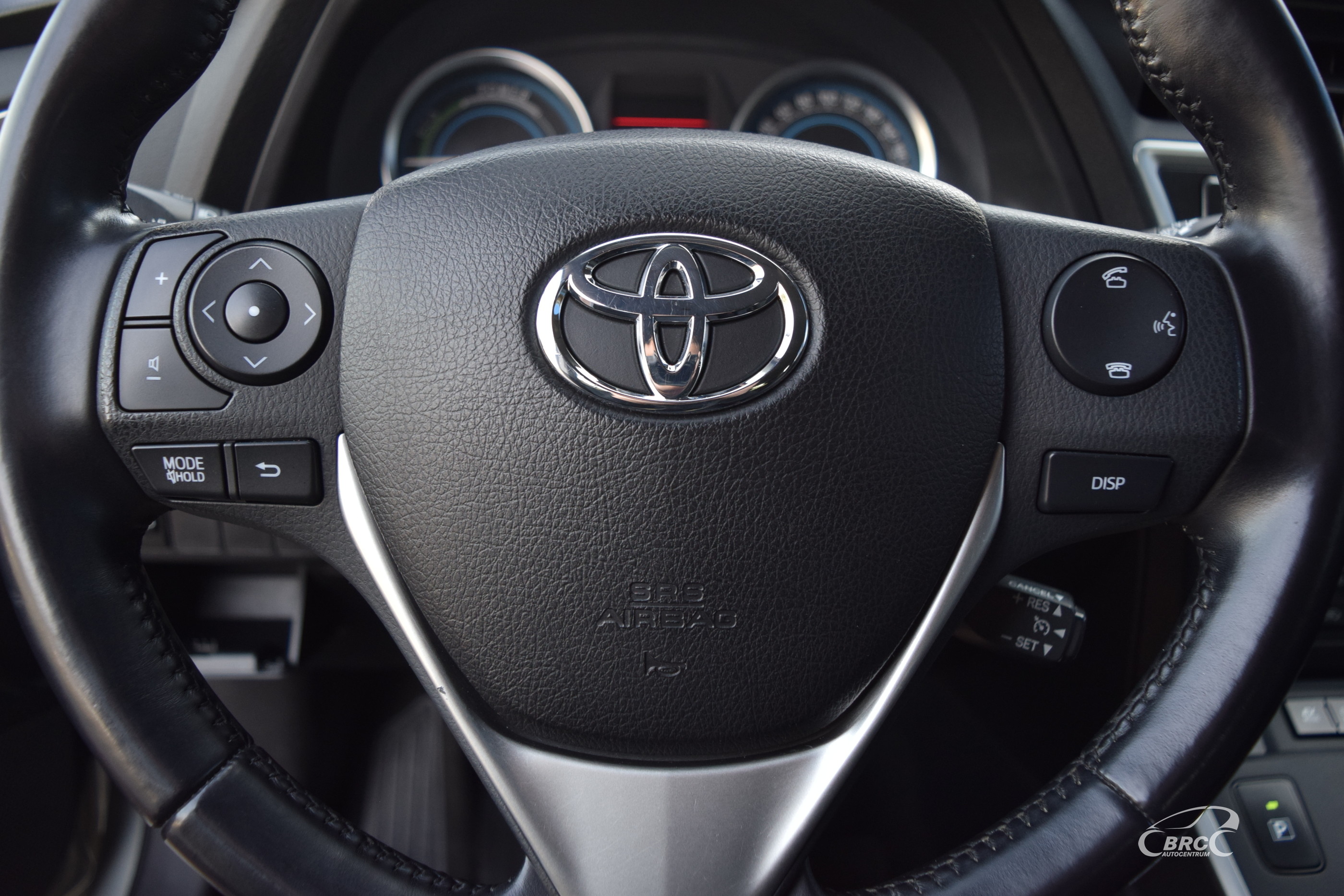 Toyota Auris Hybrid A/T