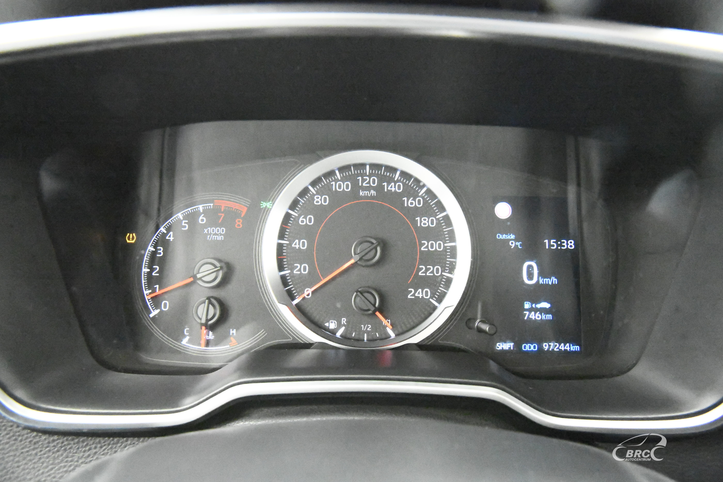 Toyota Corolla 1.6 VVT-i 