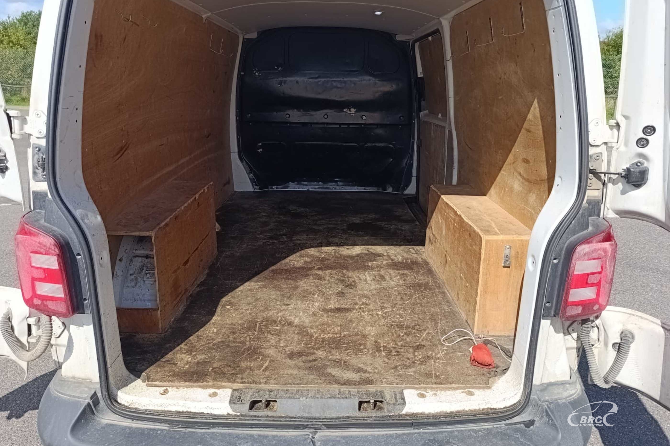 Volkswagen Transporter T6 2.0TDI