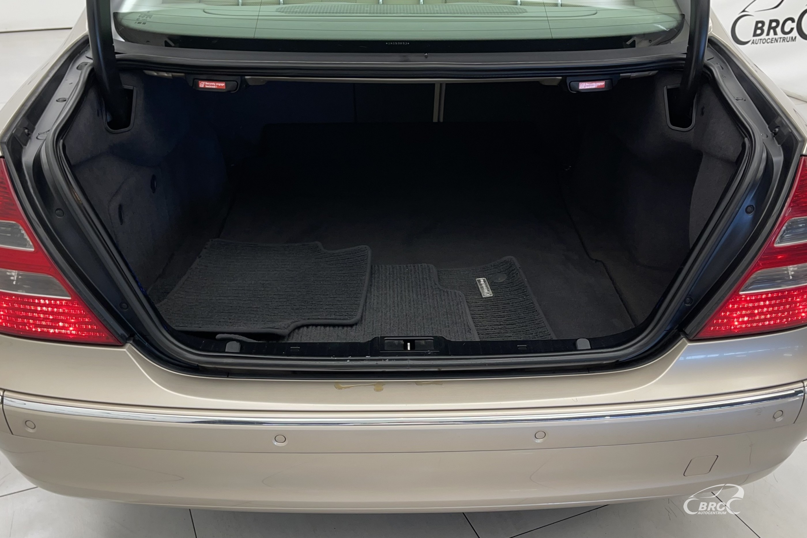 Mercedes-Benz E 500 4Matic Elegance Automatas