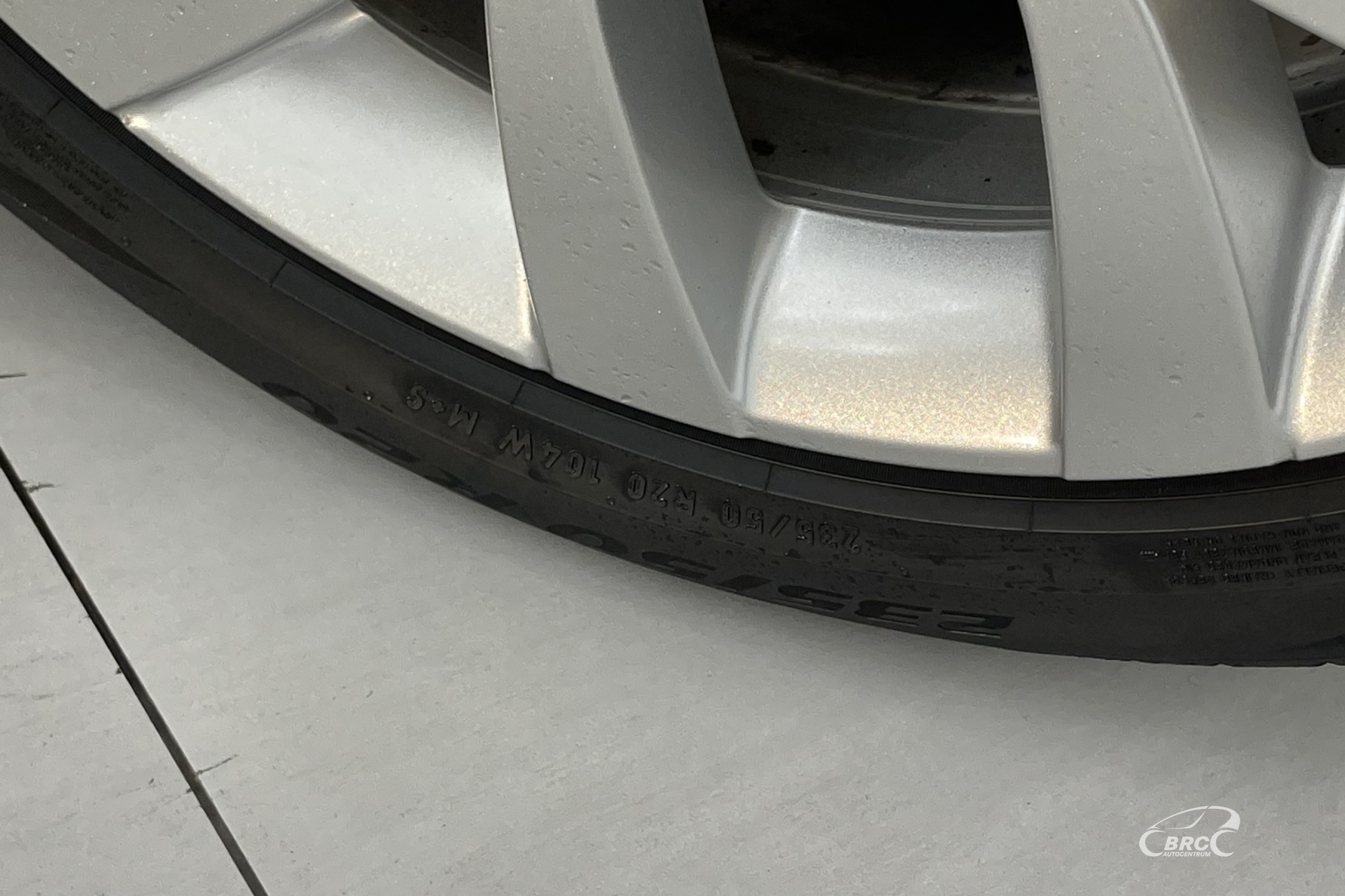 Land Rover Discovery Sport 2.0D AWD Automatas