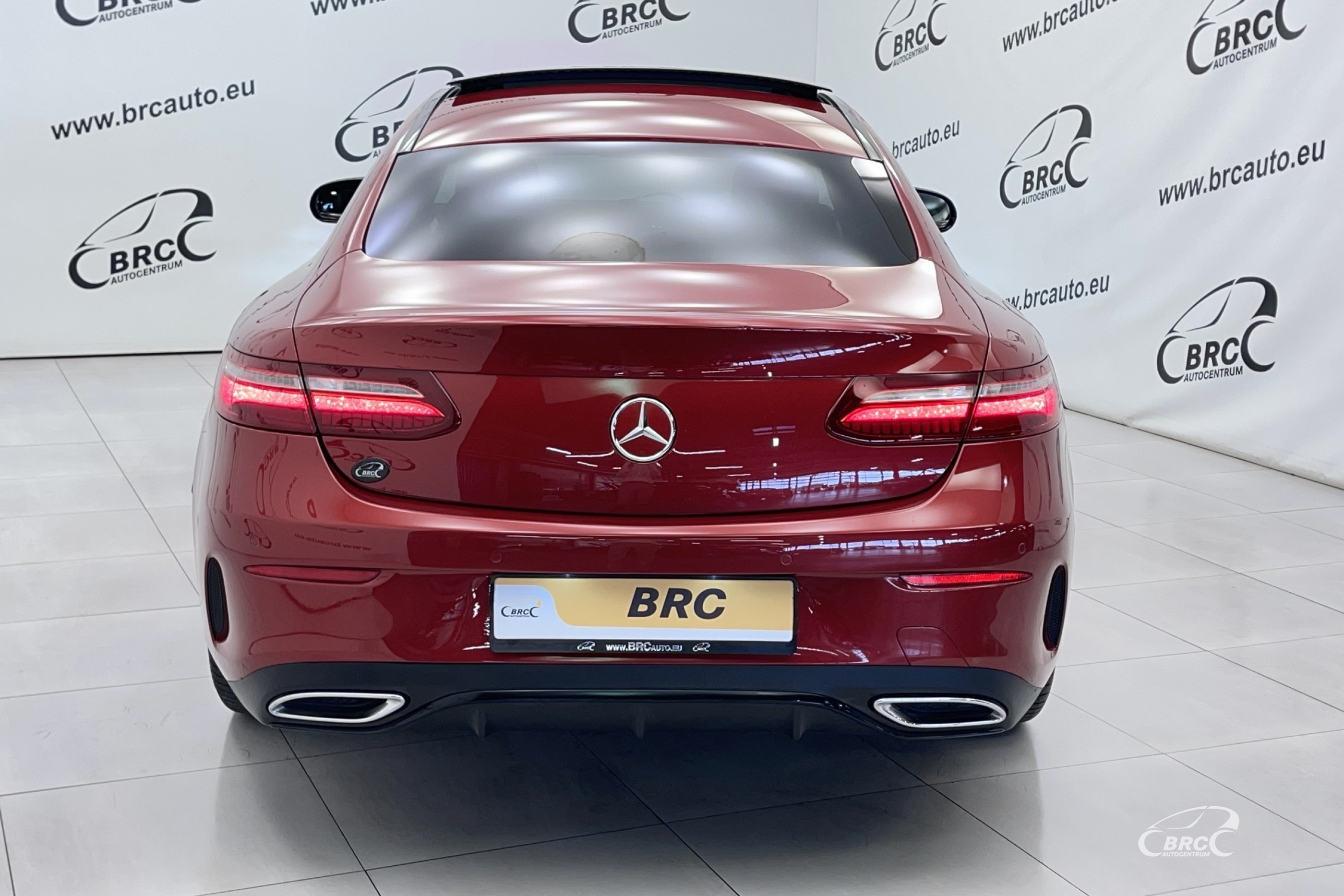 Mercedes-Benz E 220 d Coupe Automatas