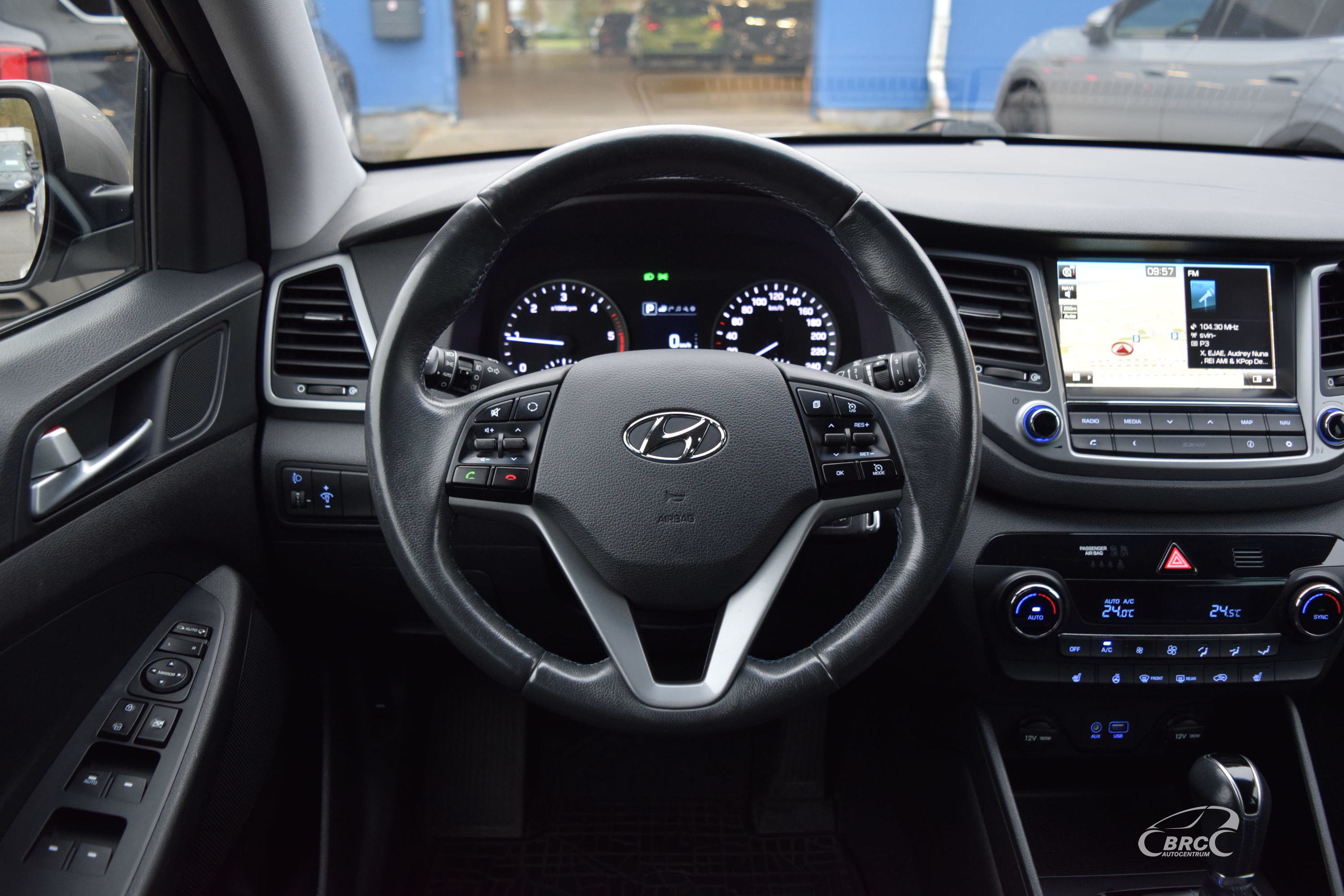Hyundai Tucson FWD A/T
