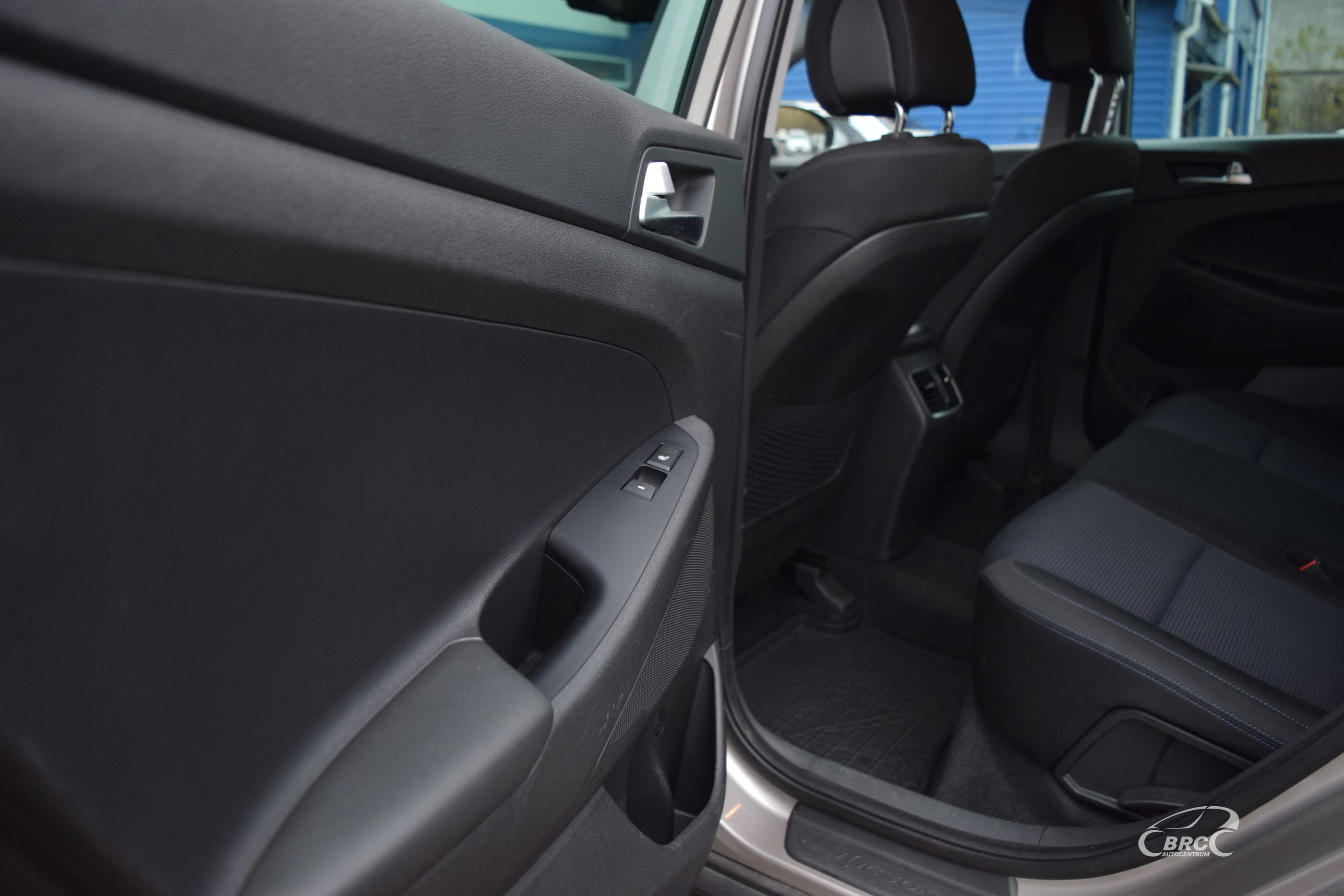 Hyundai Tucson FWD A/T