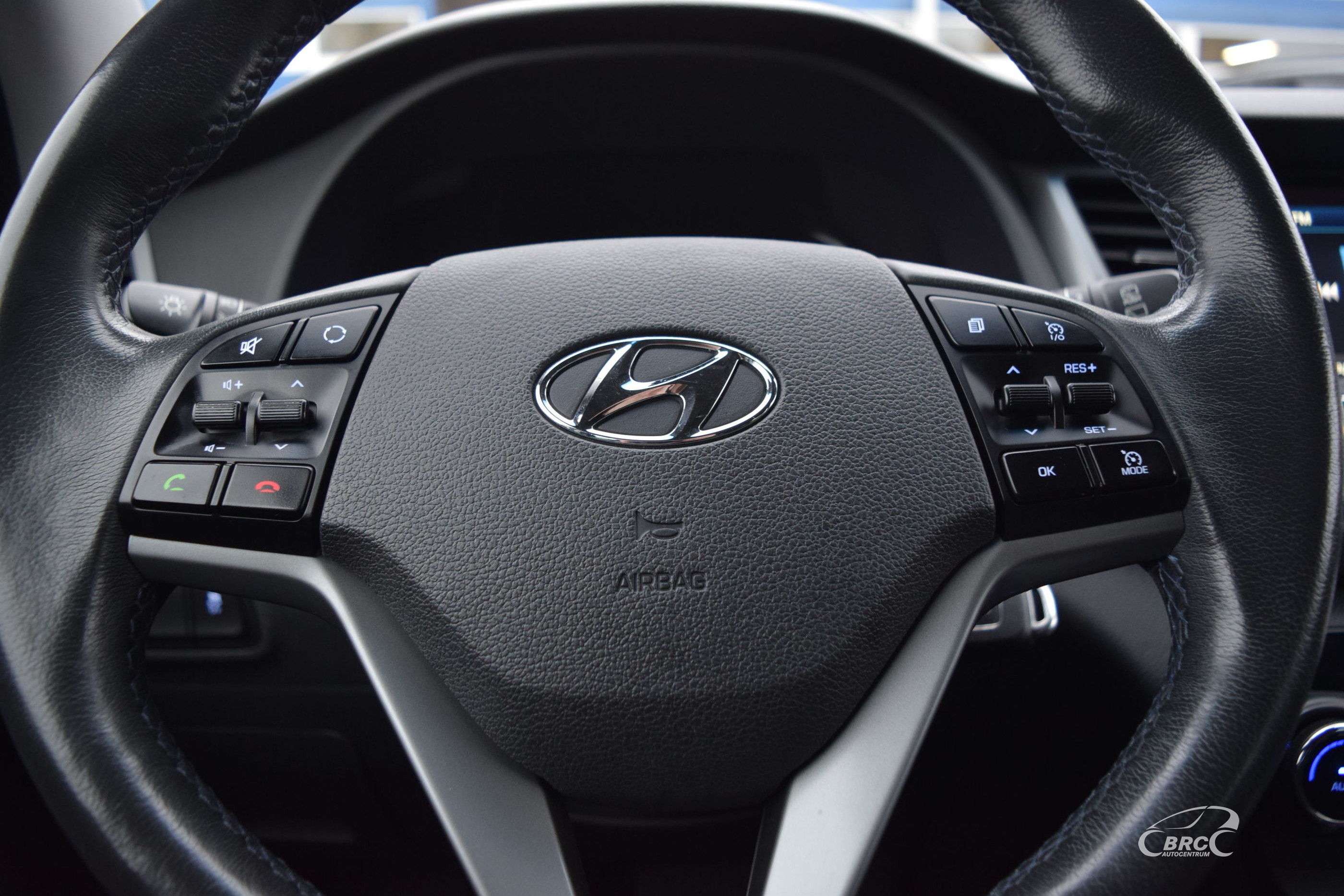 Hyundai Tucson FWD A/T