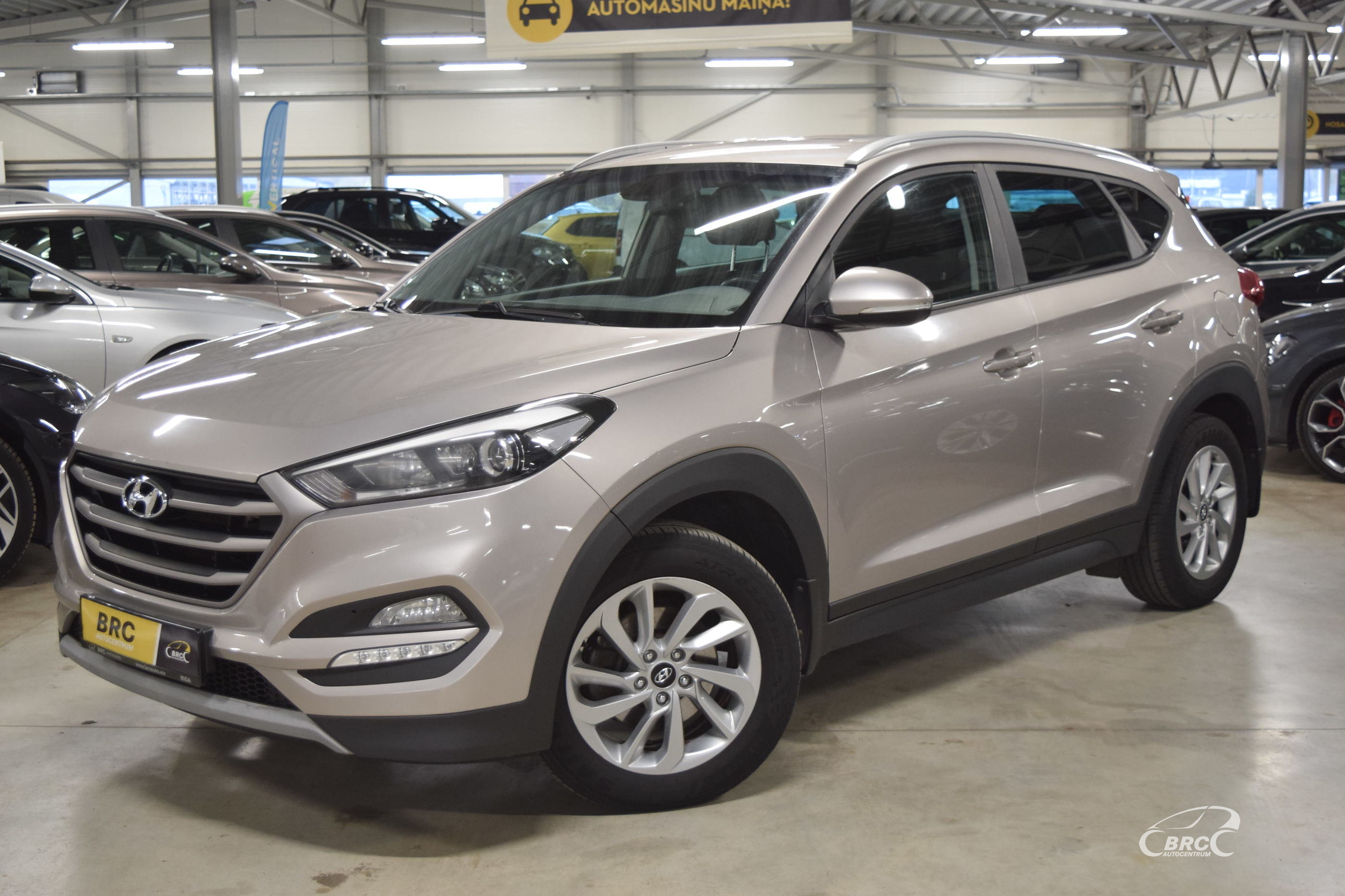 Hyundai Tucson FWD A/T