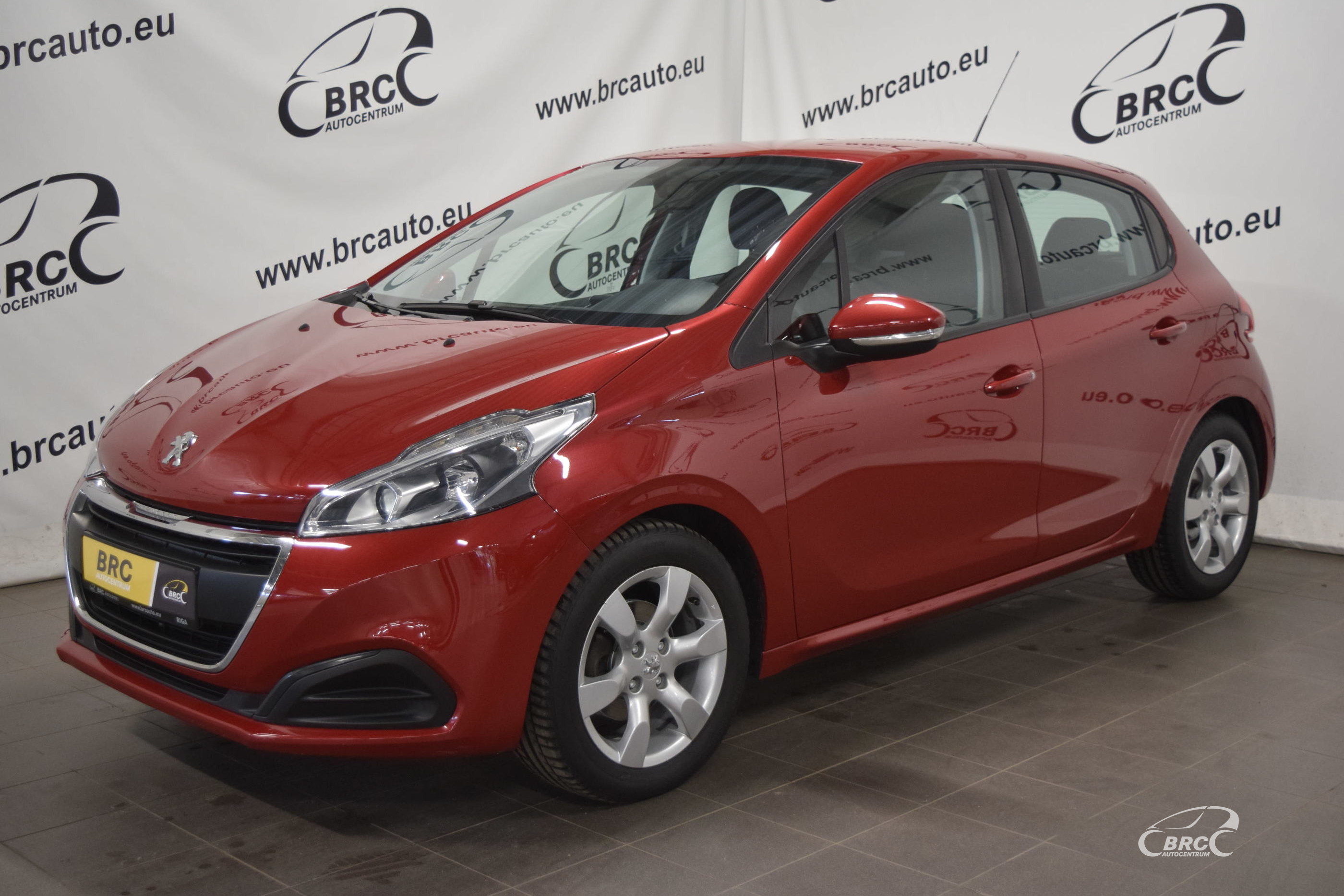 Peugeot 208 A/T