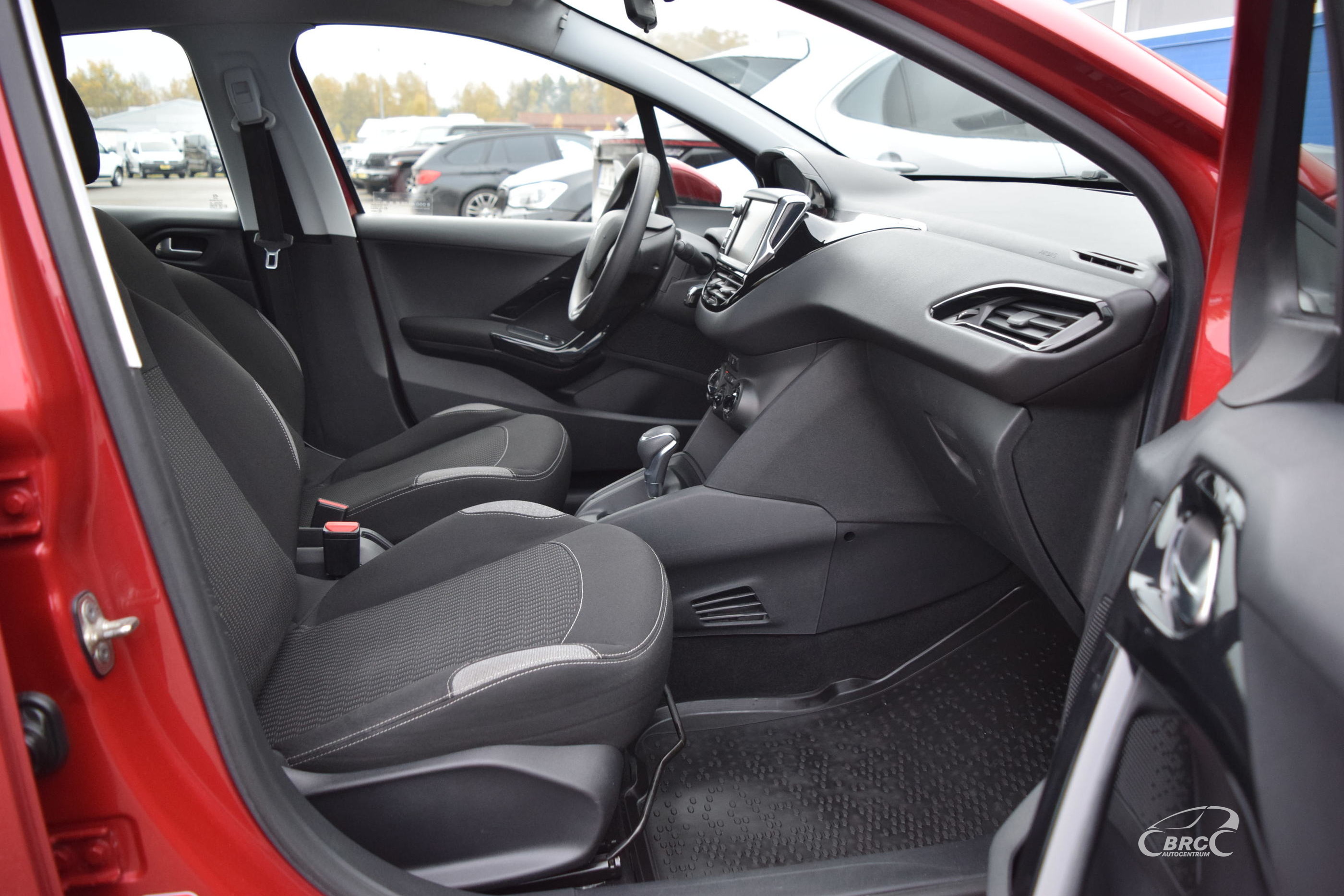 Peugeot 208 A/T