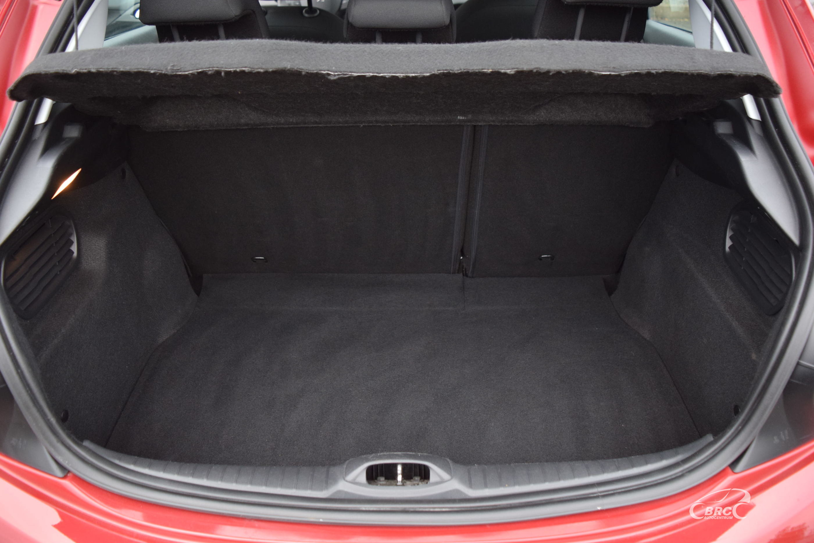 Peugeot 208 A/T
