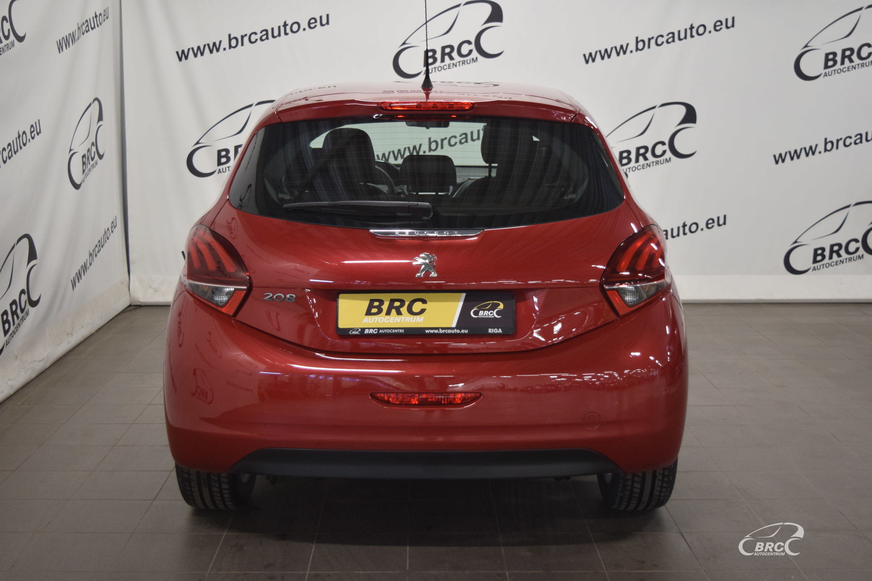 Peugeot 208 A/T