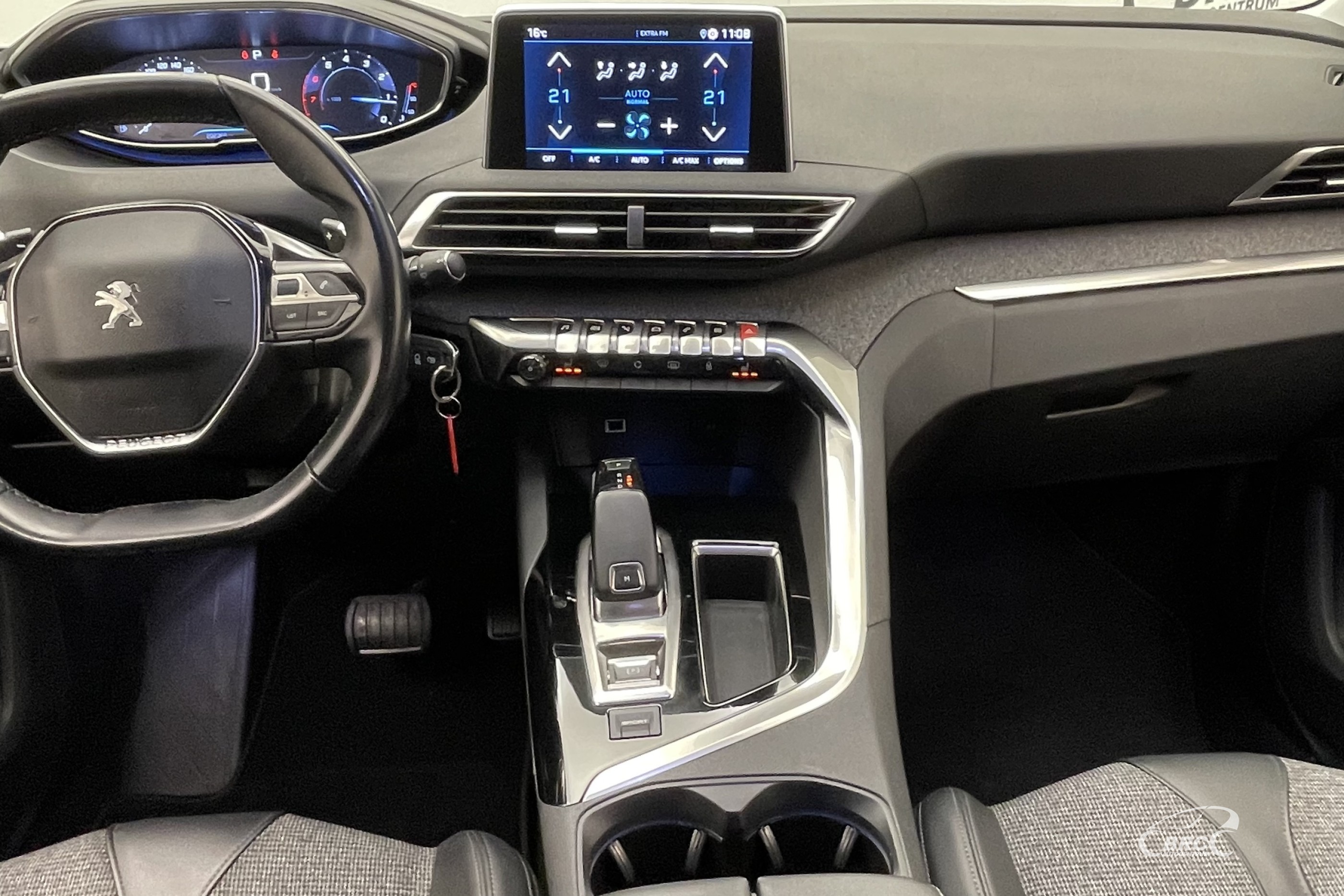 Peugeot 5008 1.6i PureTech Automatas
