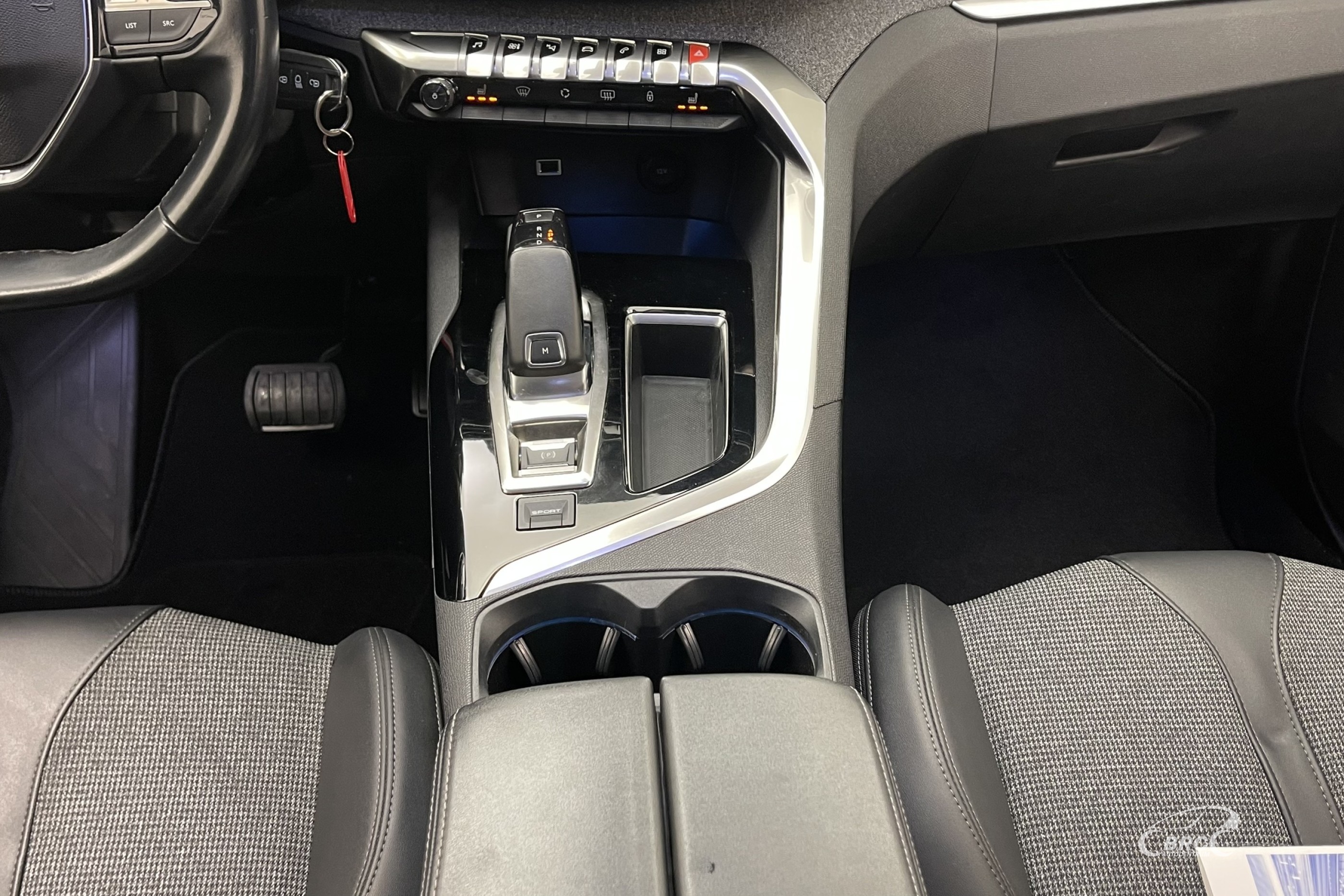 Peugeot 5008 1.6i PureTech Automatas