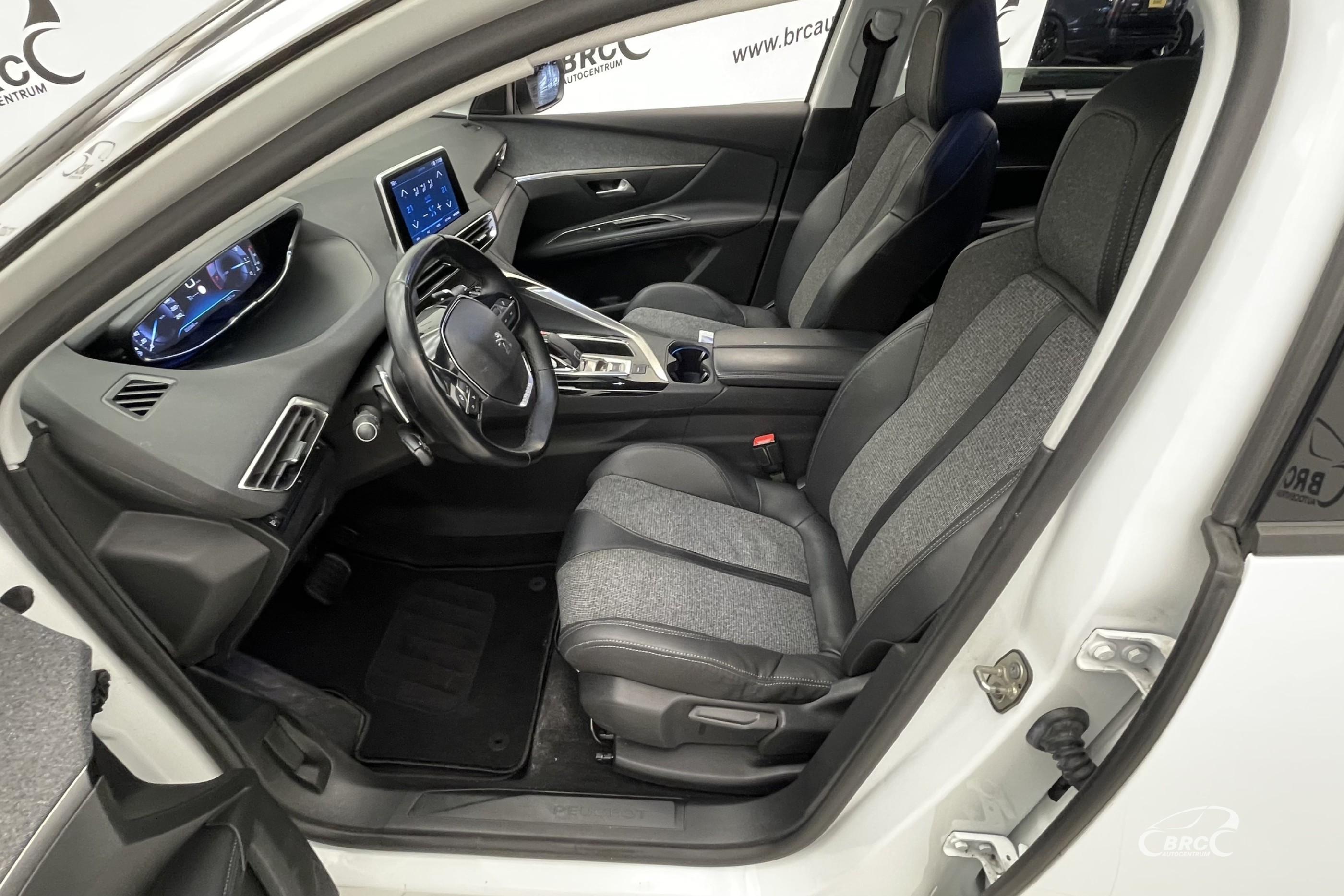 Peugeot 5008 1.6i PureTech Automatas