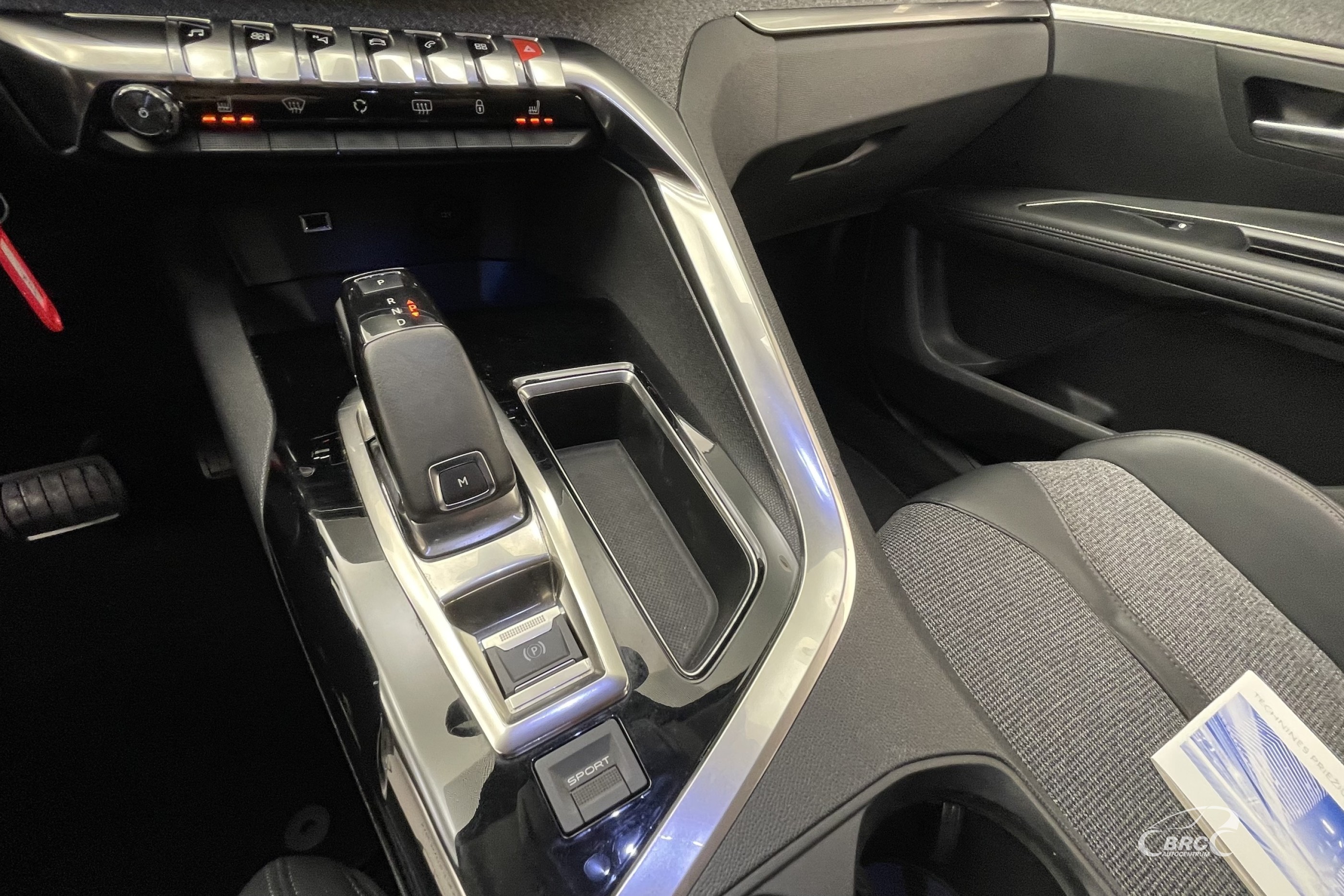 Peugeot 5008 1.6i PureTech Automatas
