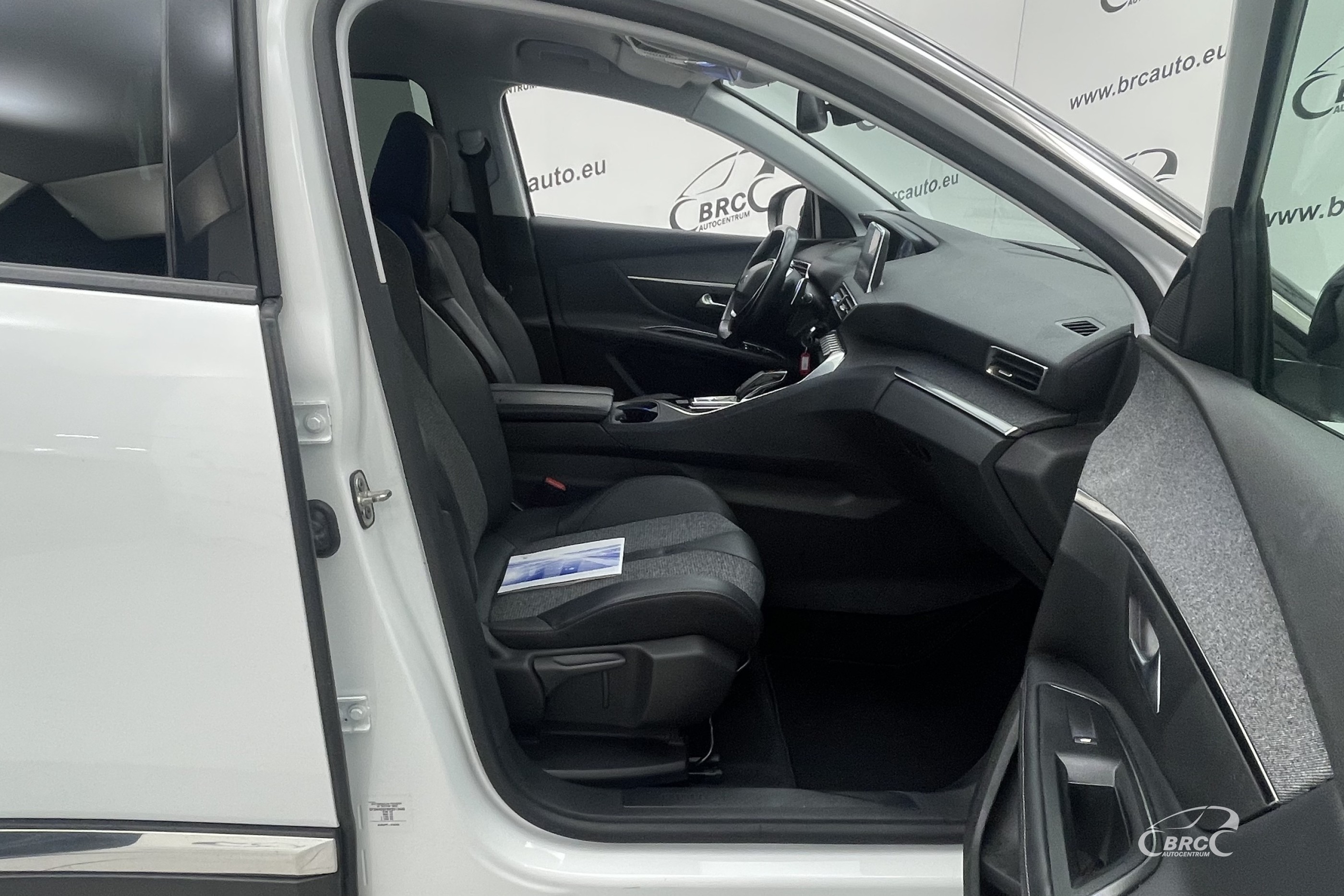 Peugeot 5008 1.6i PureTech Automatas