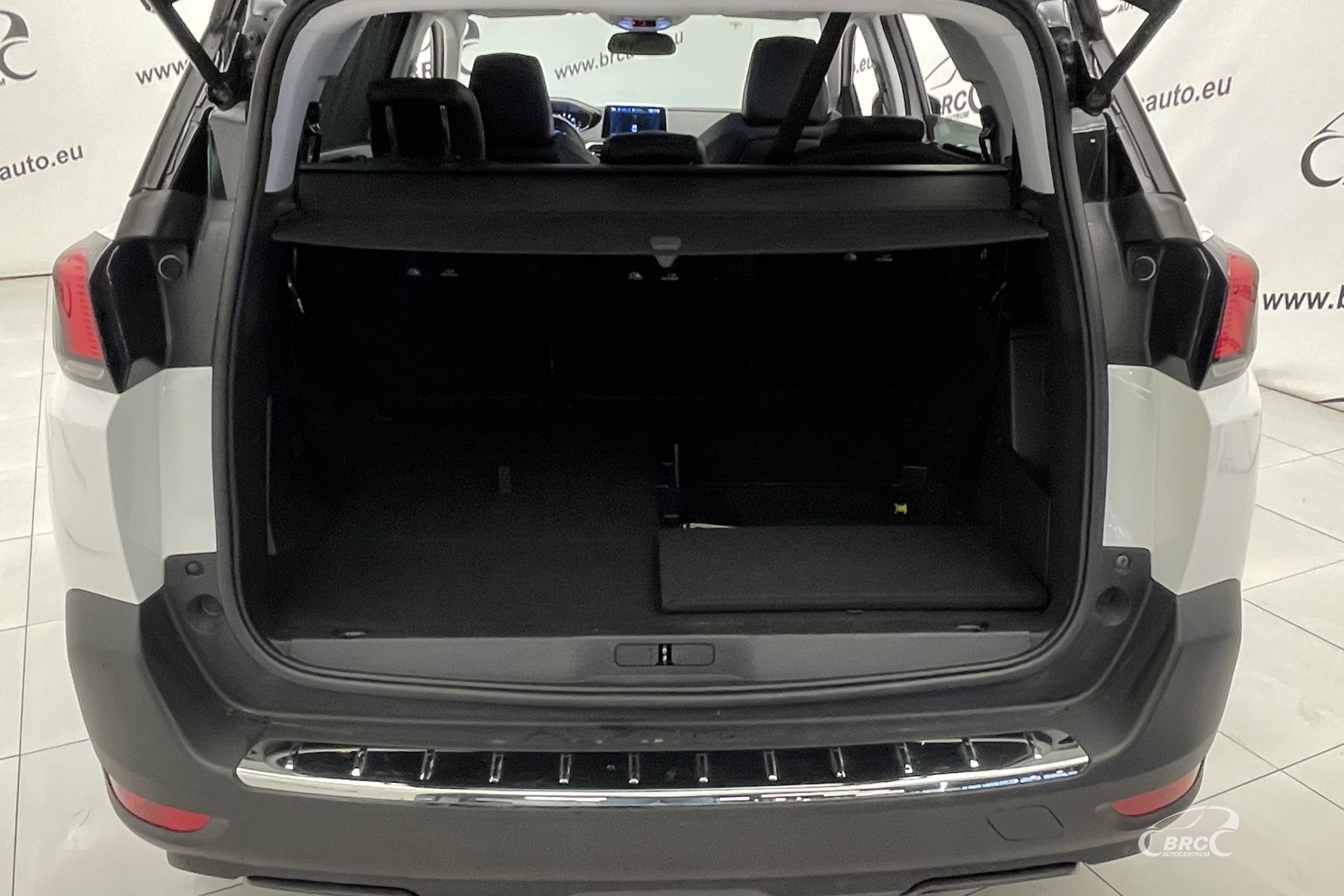 Peugeot 5008 1.6i PureTech Automatas