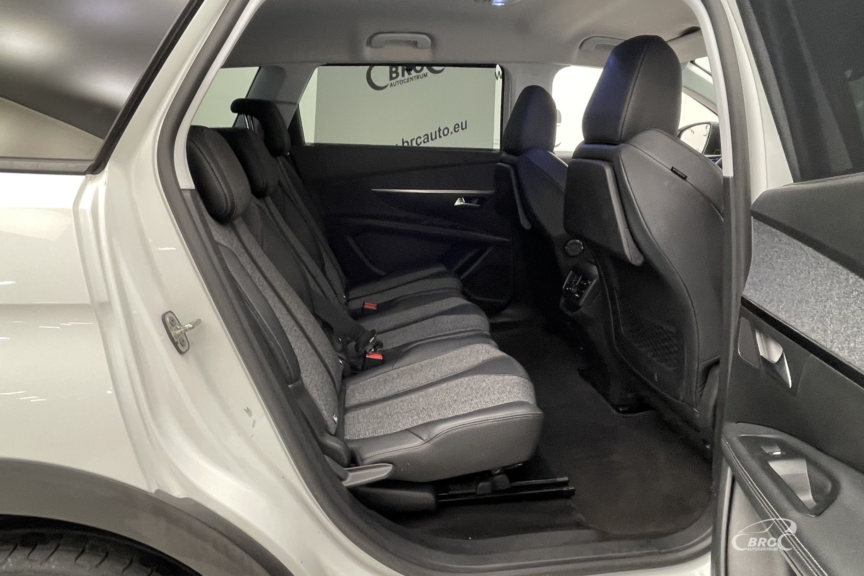 Peugeot 5008 1.6i PureTech Automatas