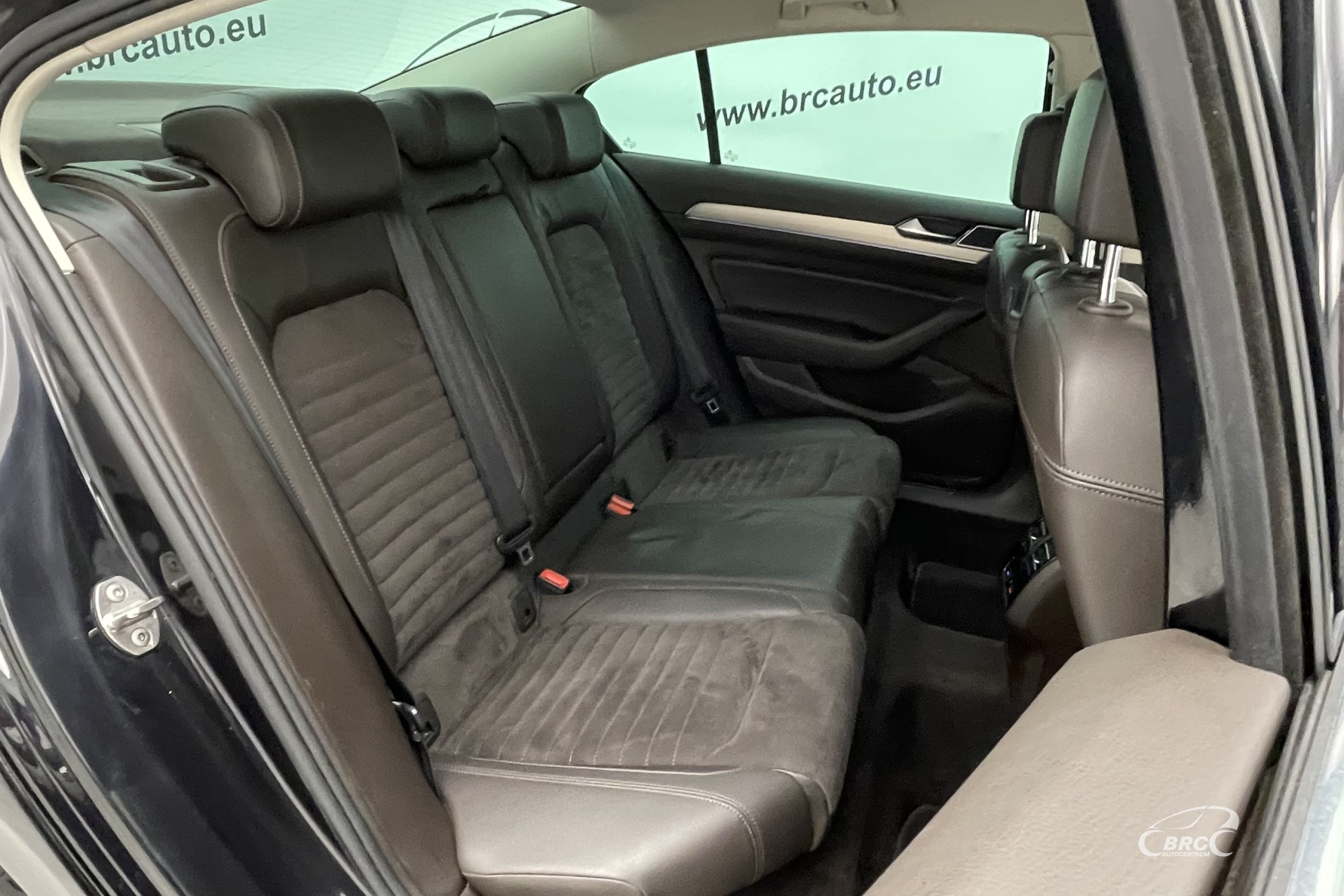 Volkswagen Passat 2.0TDI Highline Automatas