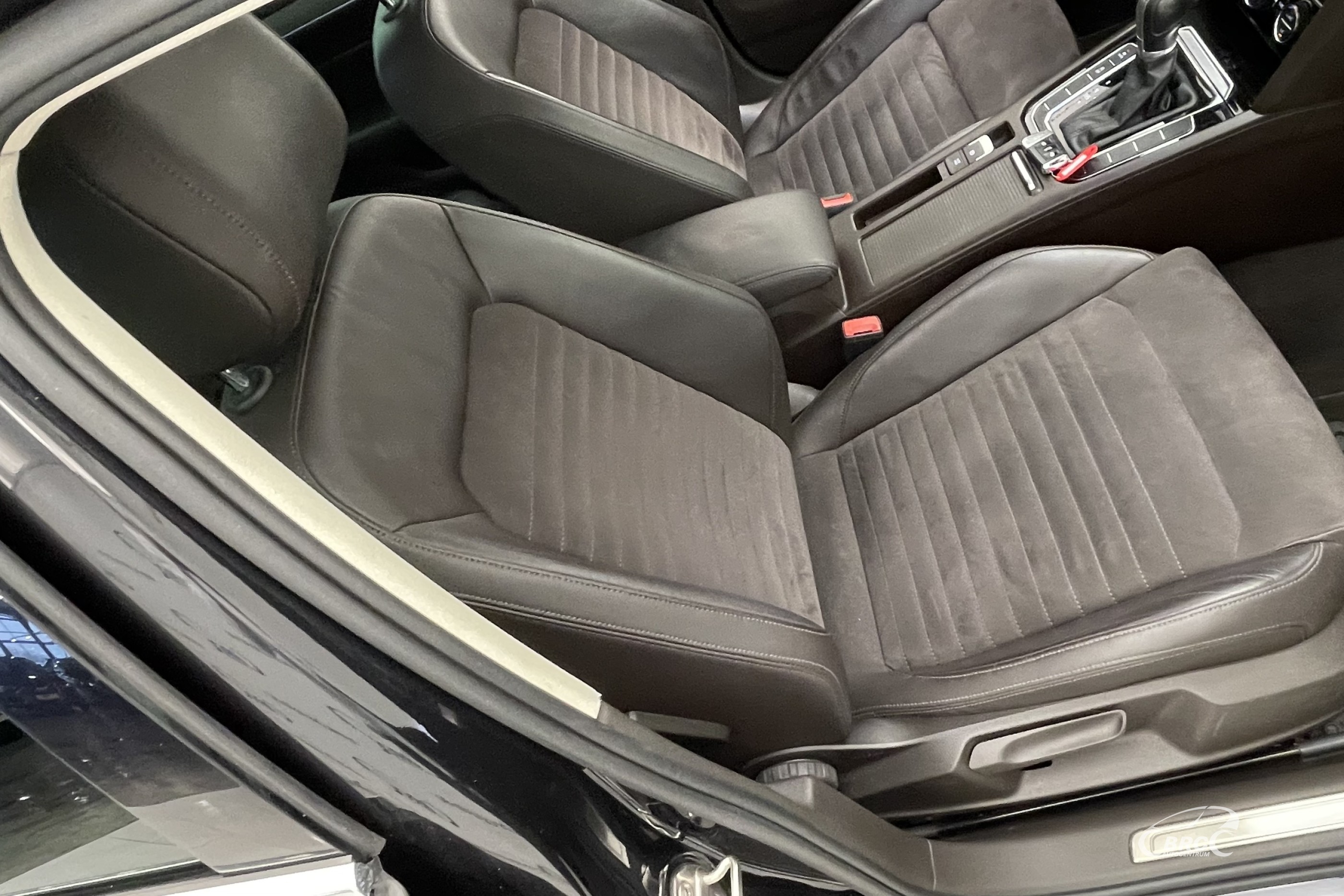 Volkswagen Passat 2.0TDI Highline Automatas