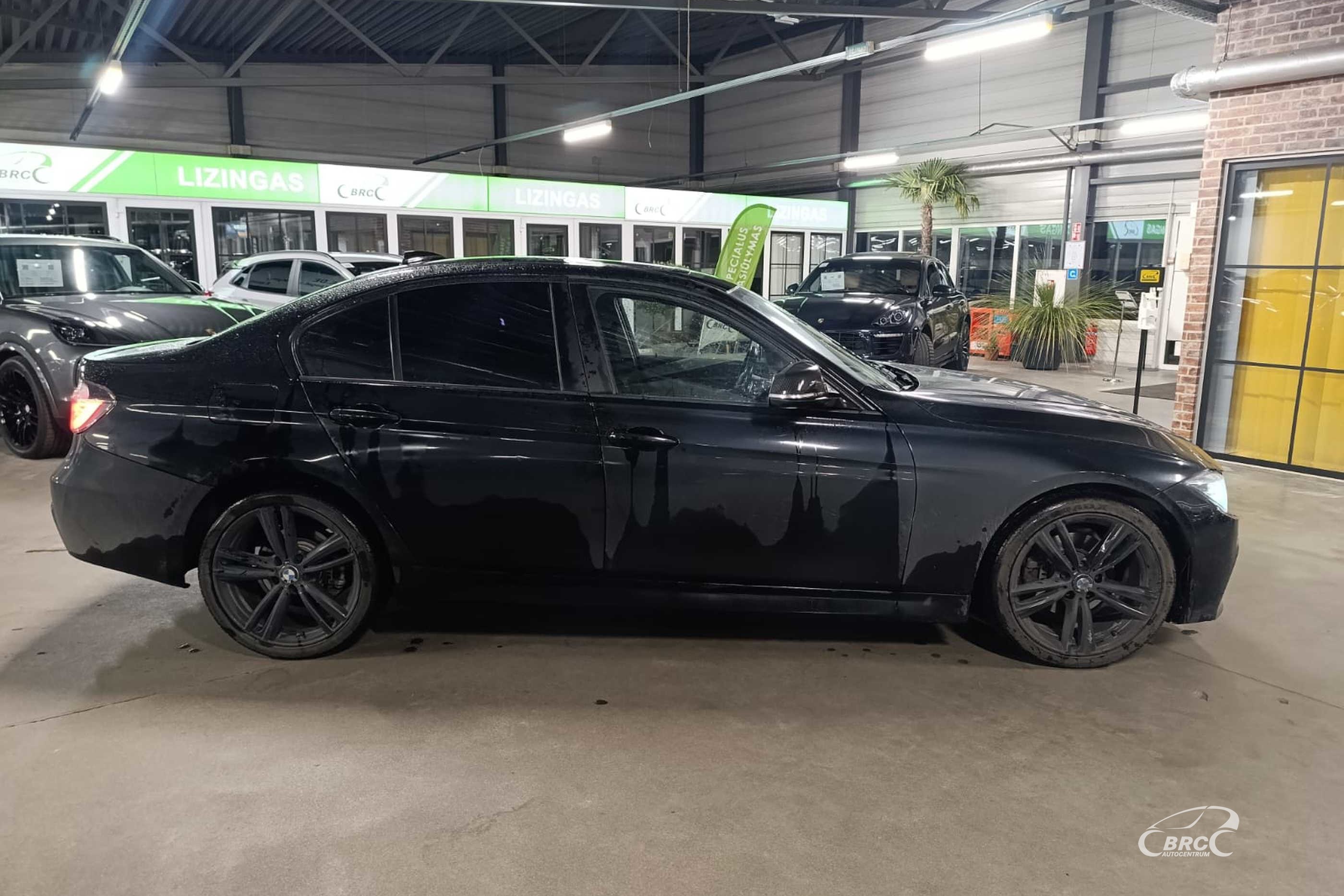 BMW 320 i Automatas