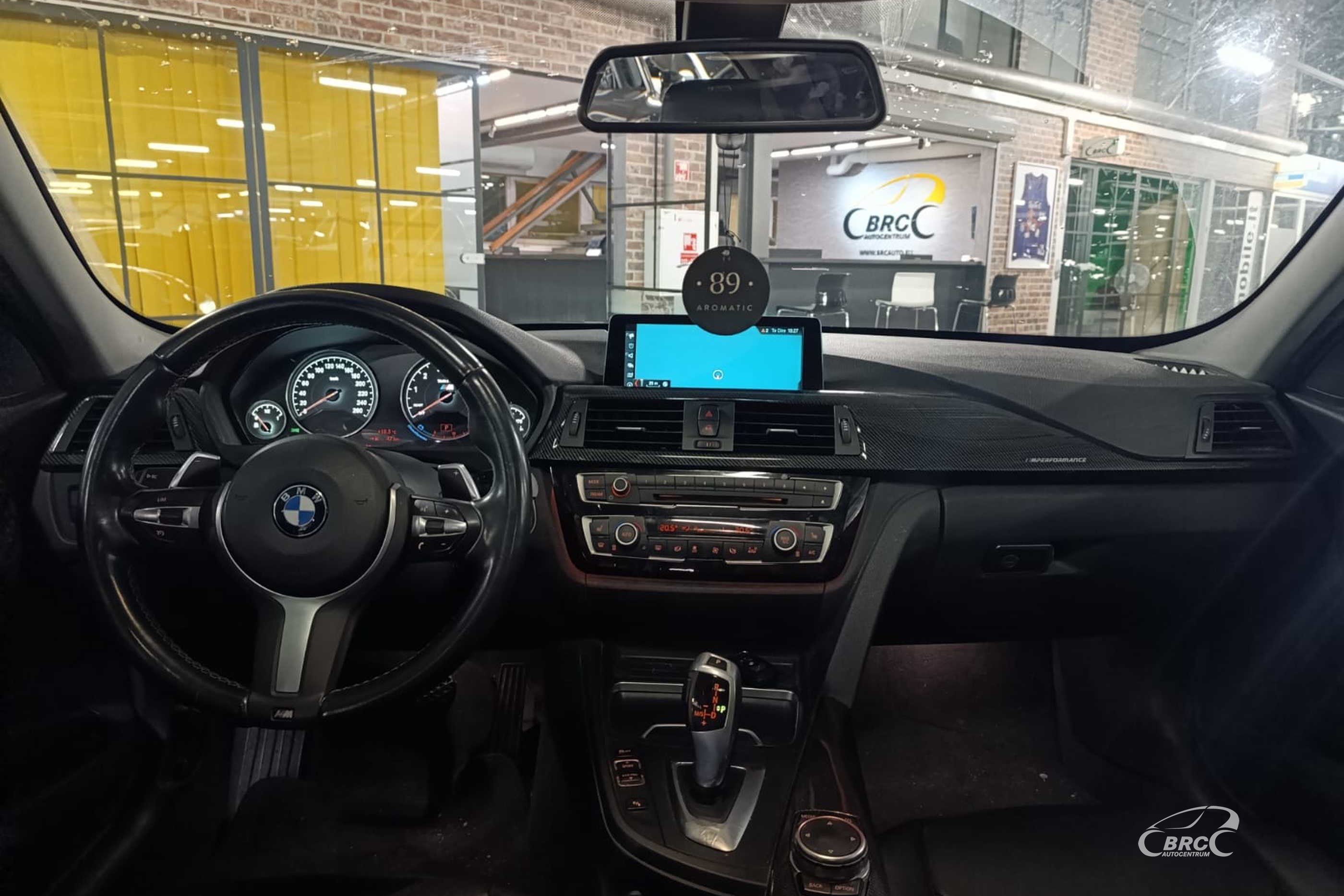 BMW 320 i Automatas