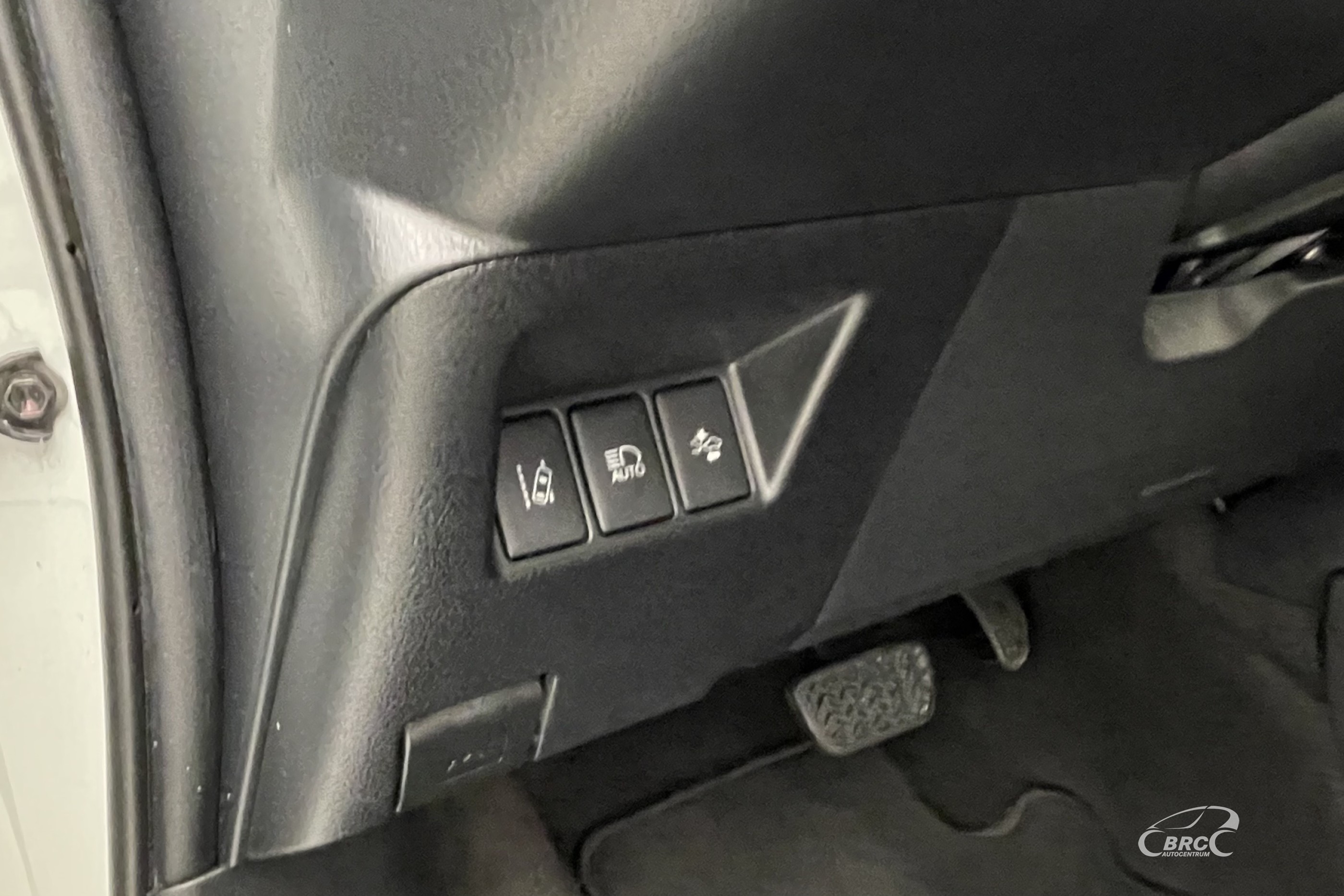 Toyota Yaris 1.5 Hybrid Automatas