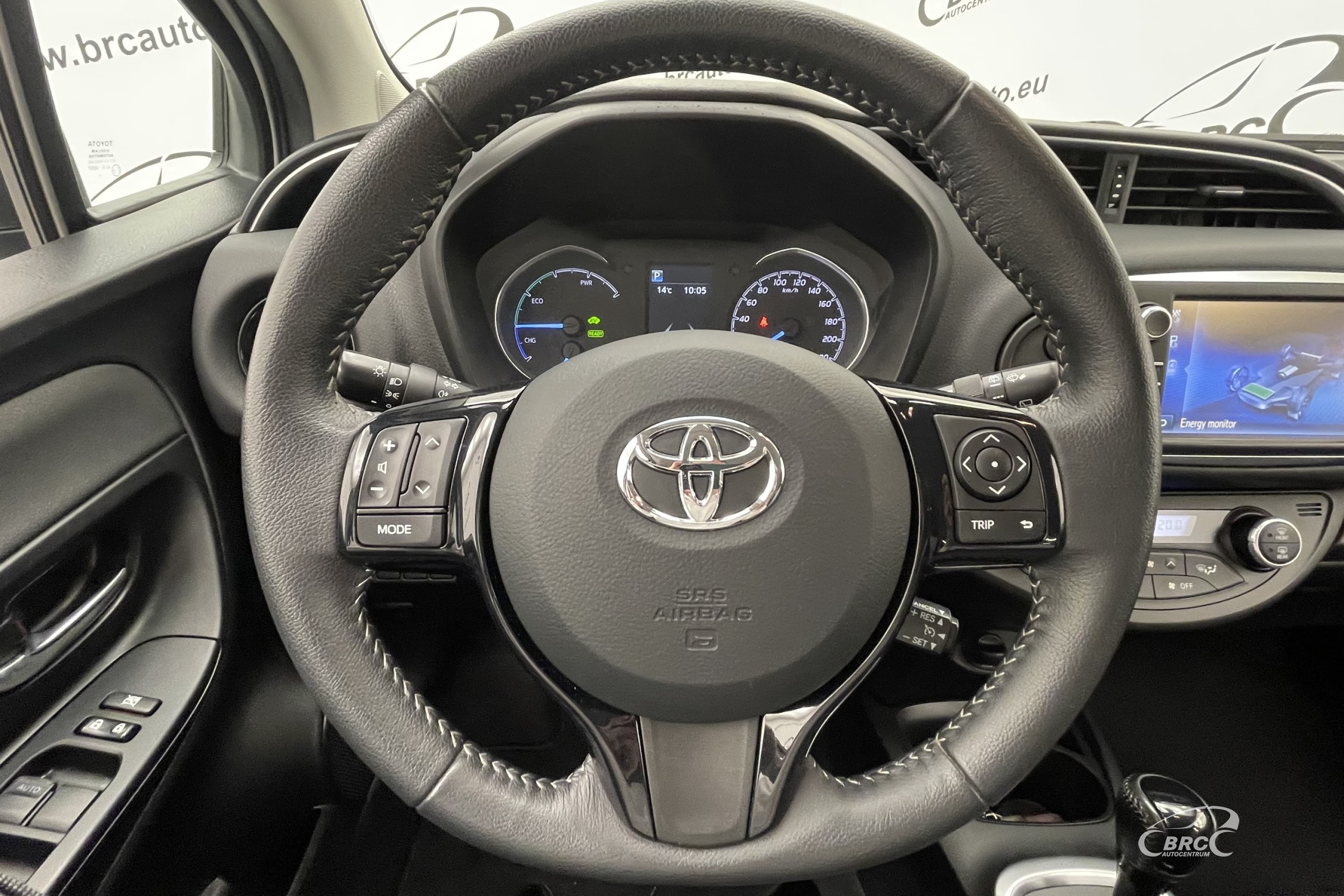 Toyota Yaris 1.5 Hybrid Automatas