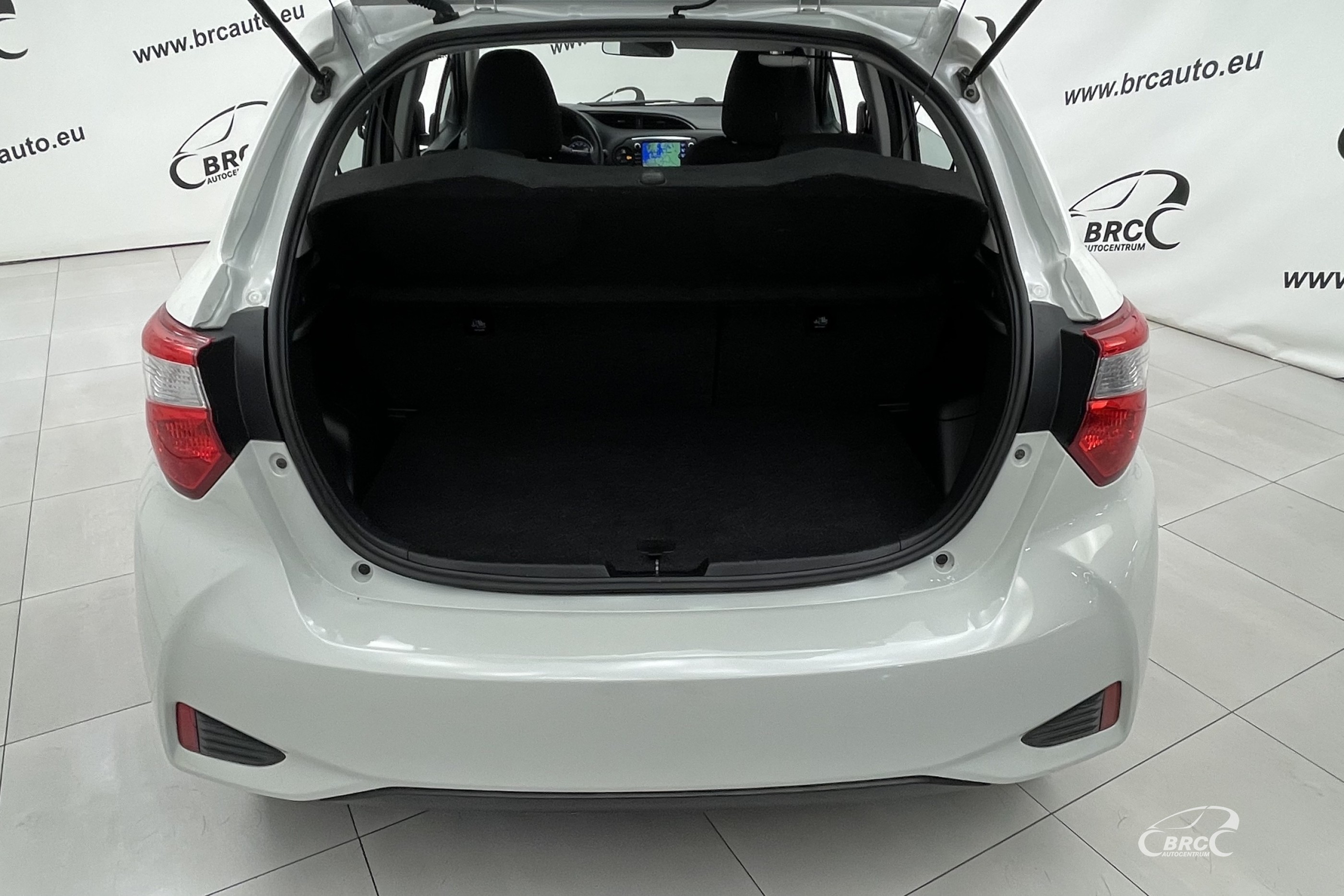 Toyota Yaris 1.5 Hybrid Automatas