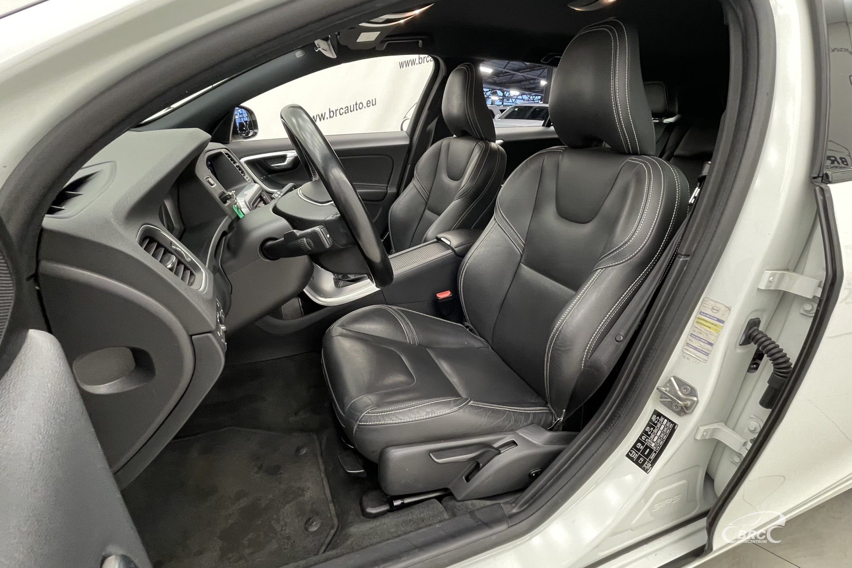 Volvo V60 2.0 D2 Automatas