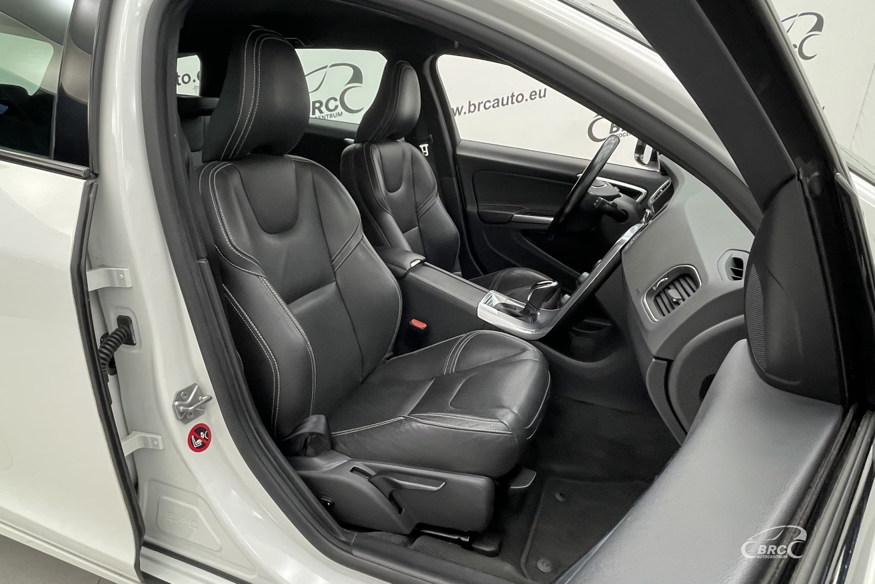 Volvo V60 2.0 D2 Automatas