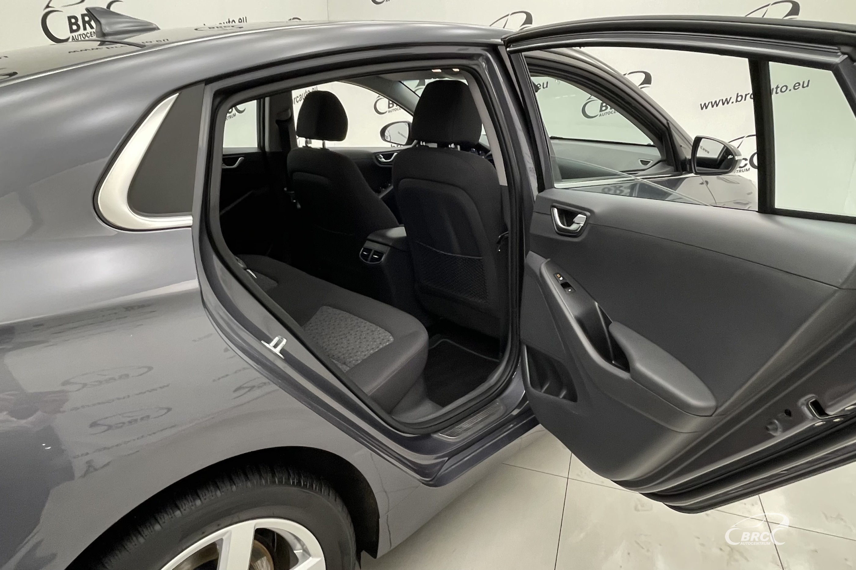 Hyundai Ioniq 1.6 GDI DLT Style Plug-in Hybrid Automatas