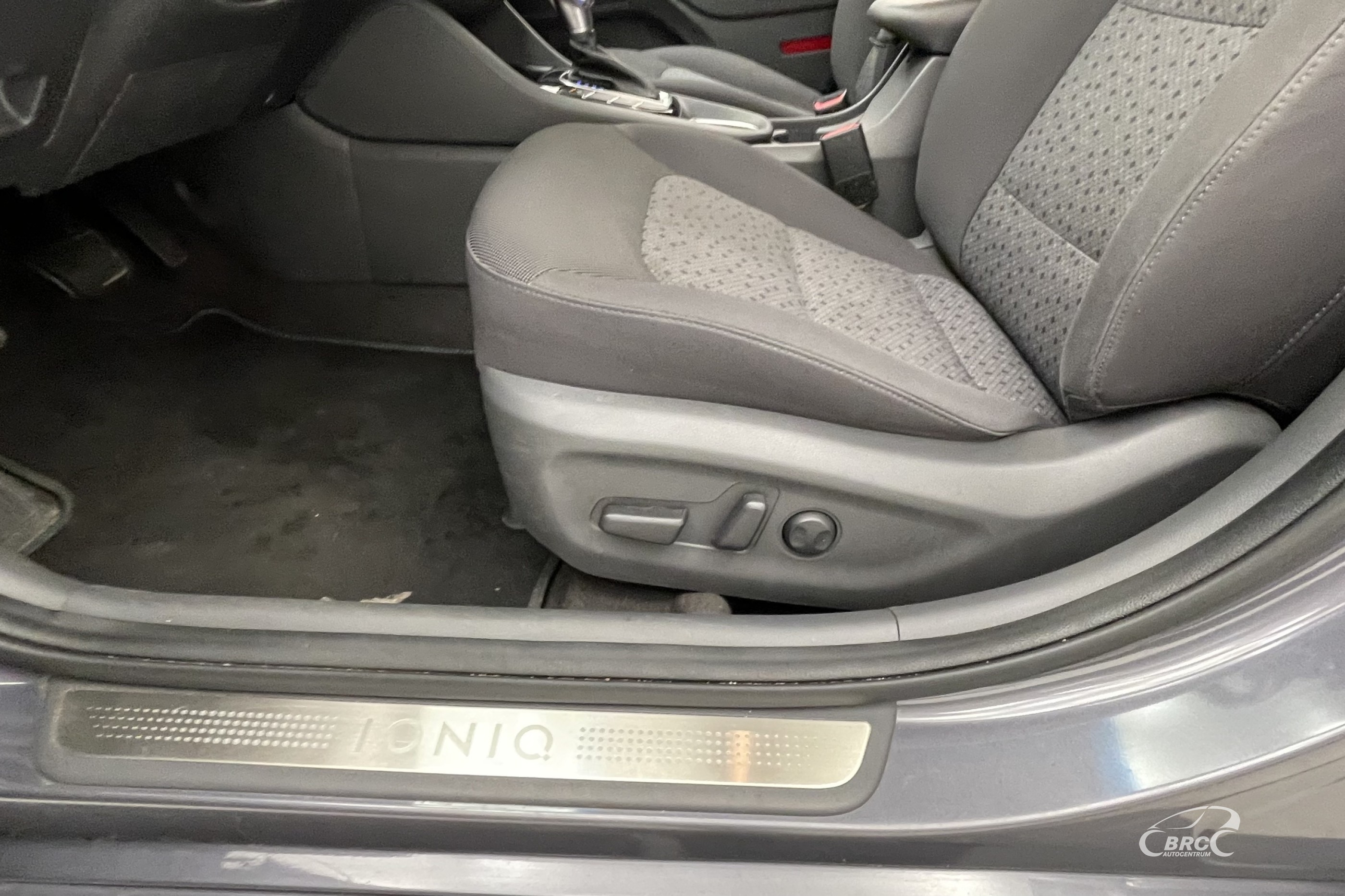 Hyundai Ioniq 1.6 GDI DLT Style Plug-in Hybrid Automatas