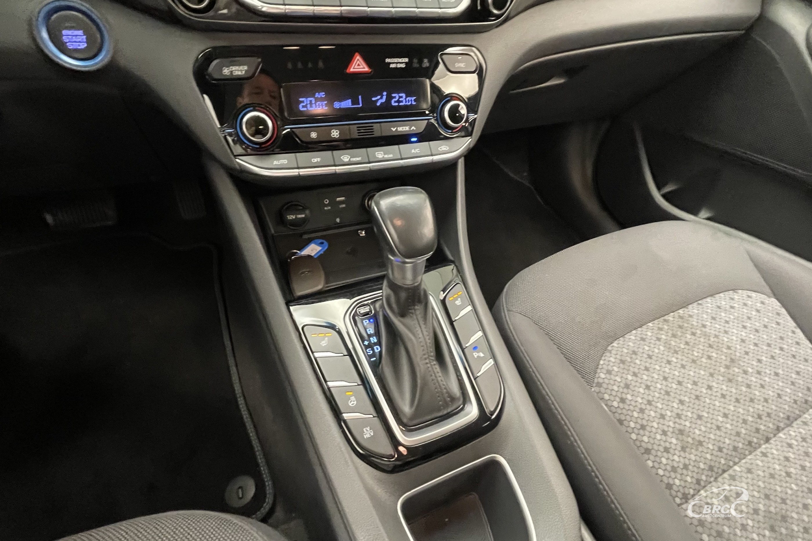 Hyundai Ioniq 1.6 GDI DLT Style Plug-in Hybrid Automatas