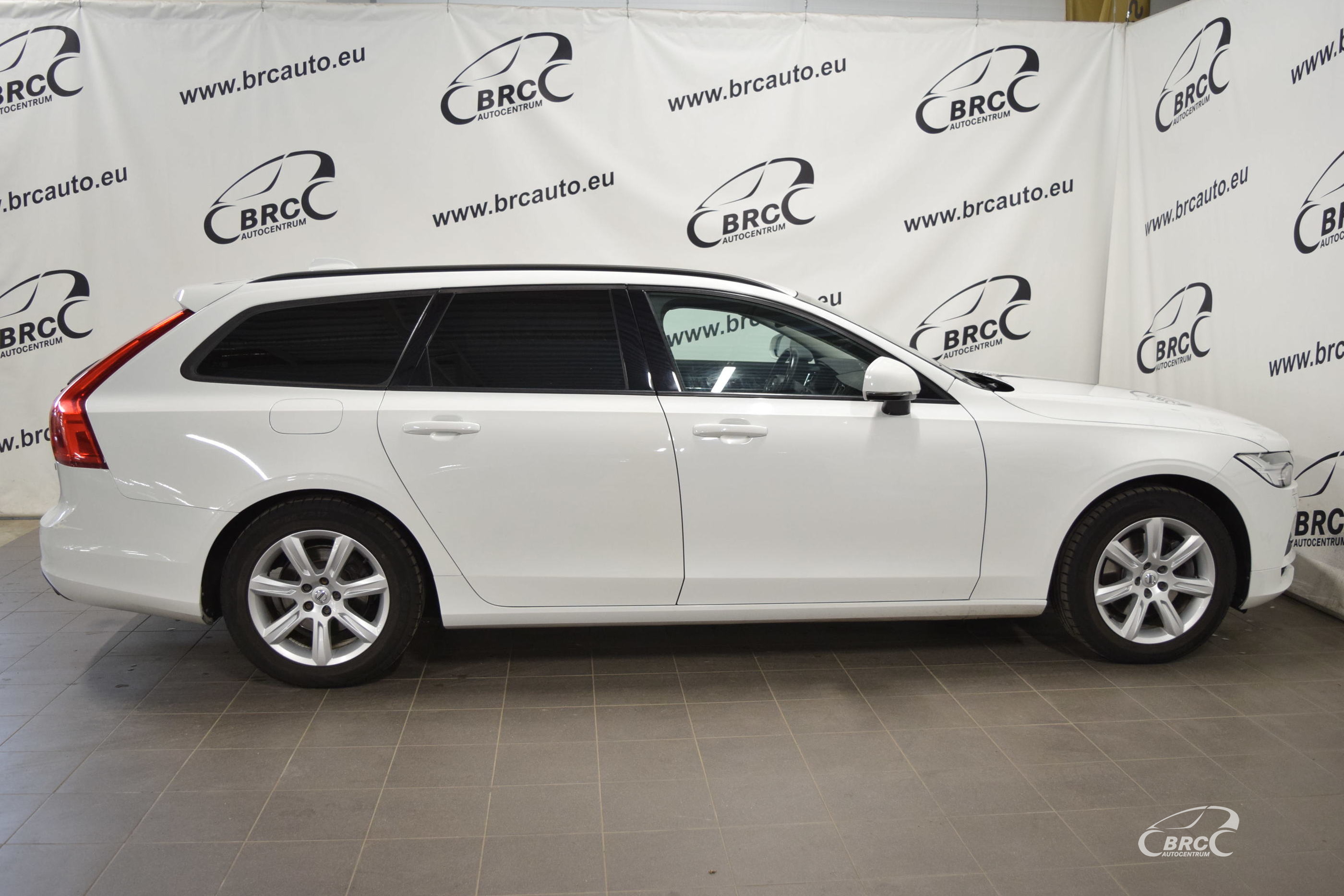 Volvo V90 D3 AWD