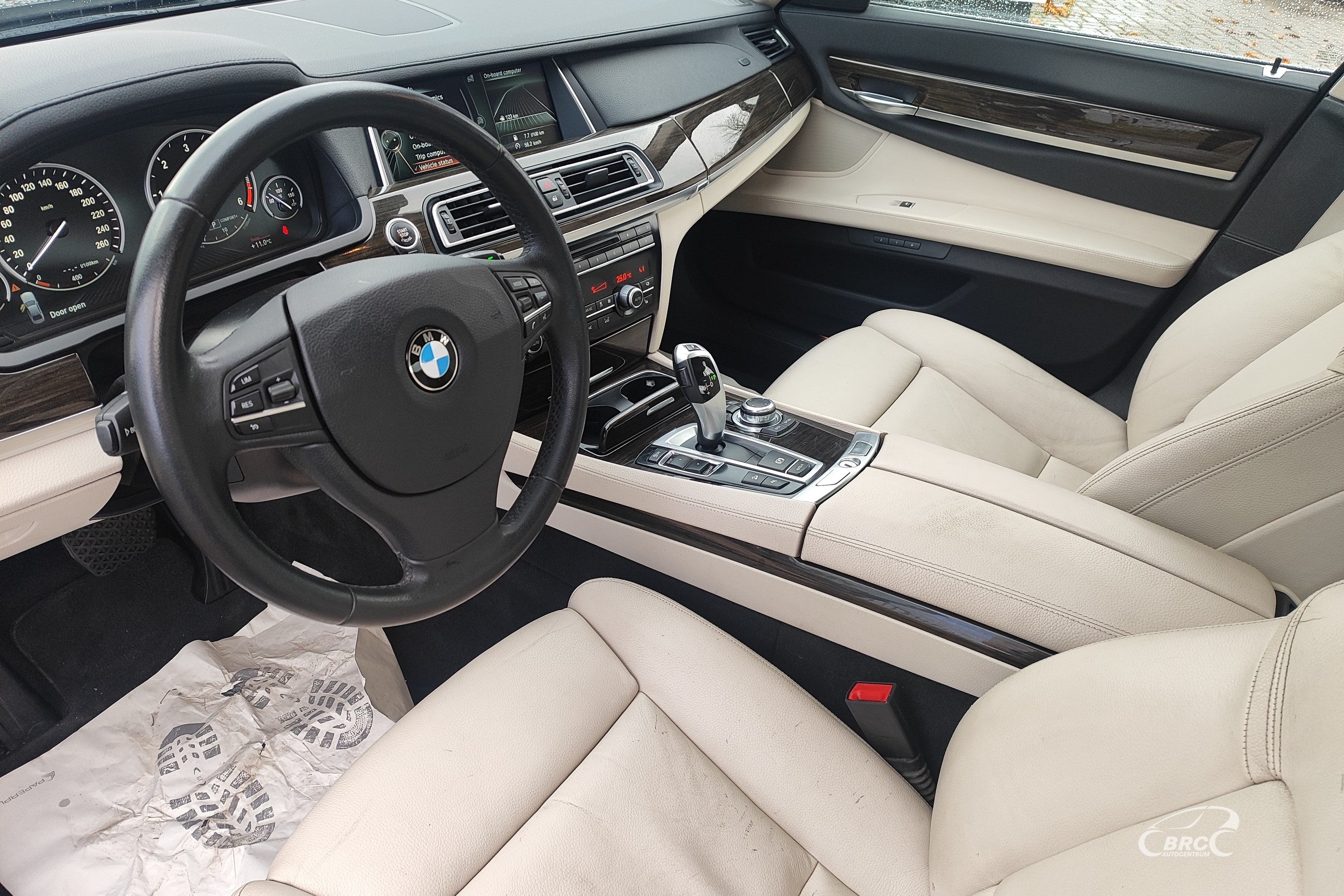 BMW 740 3.0d xDrive Automatas