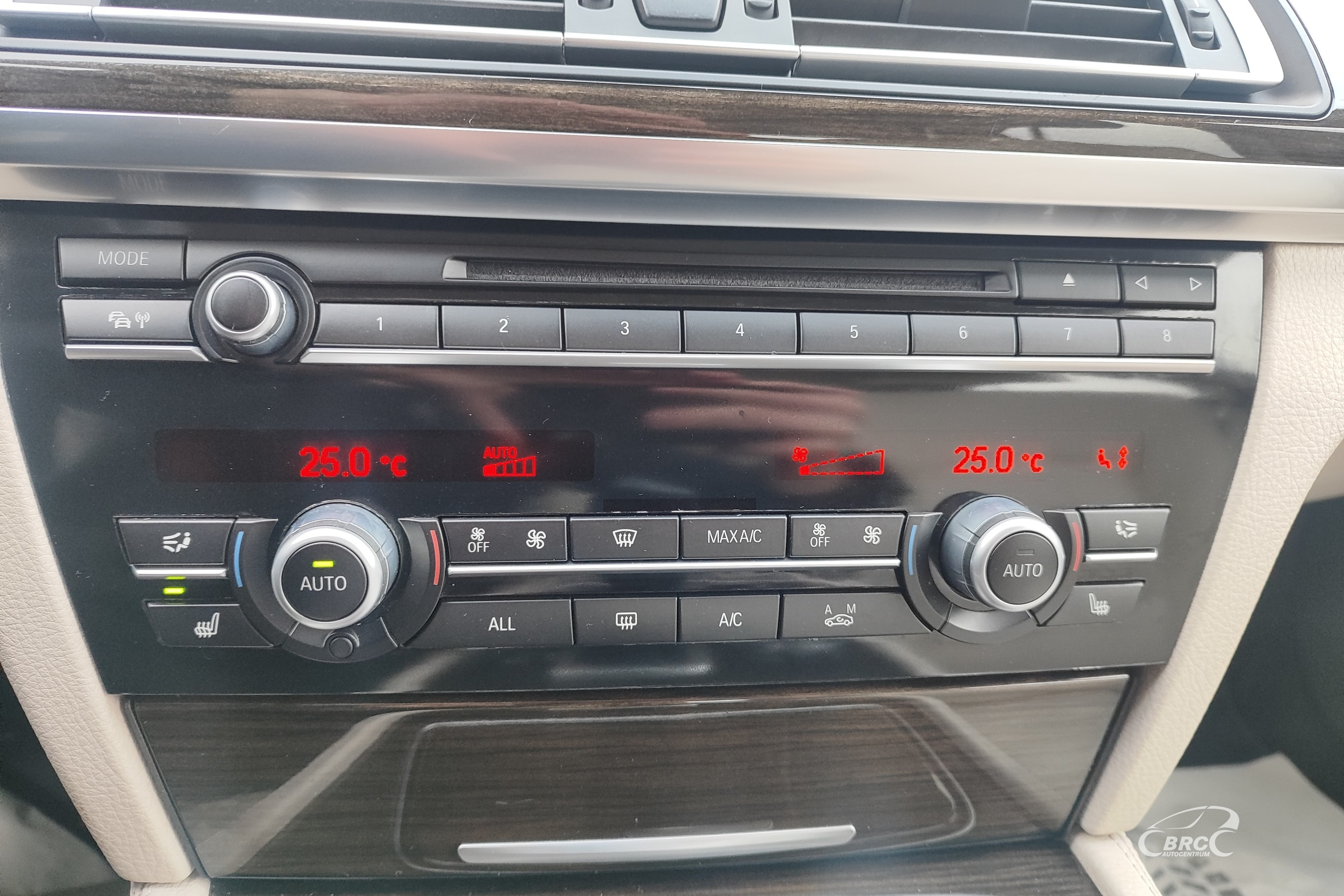 BMW 740 3.0d xDrive Automatas