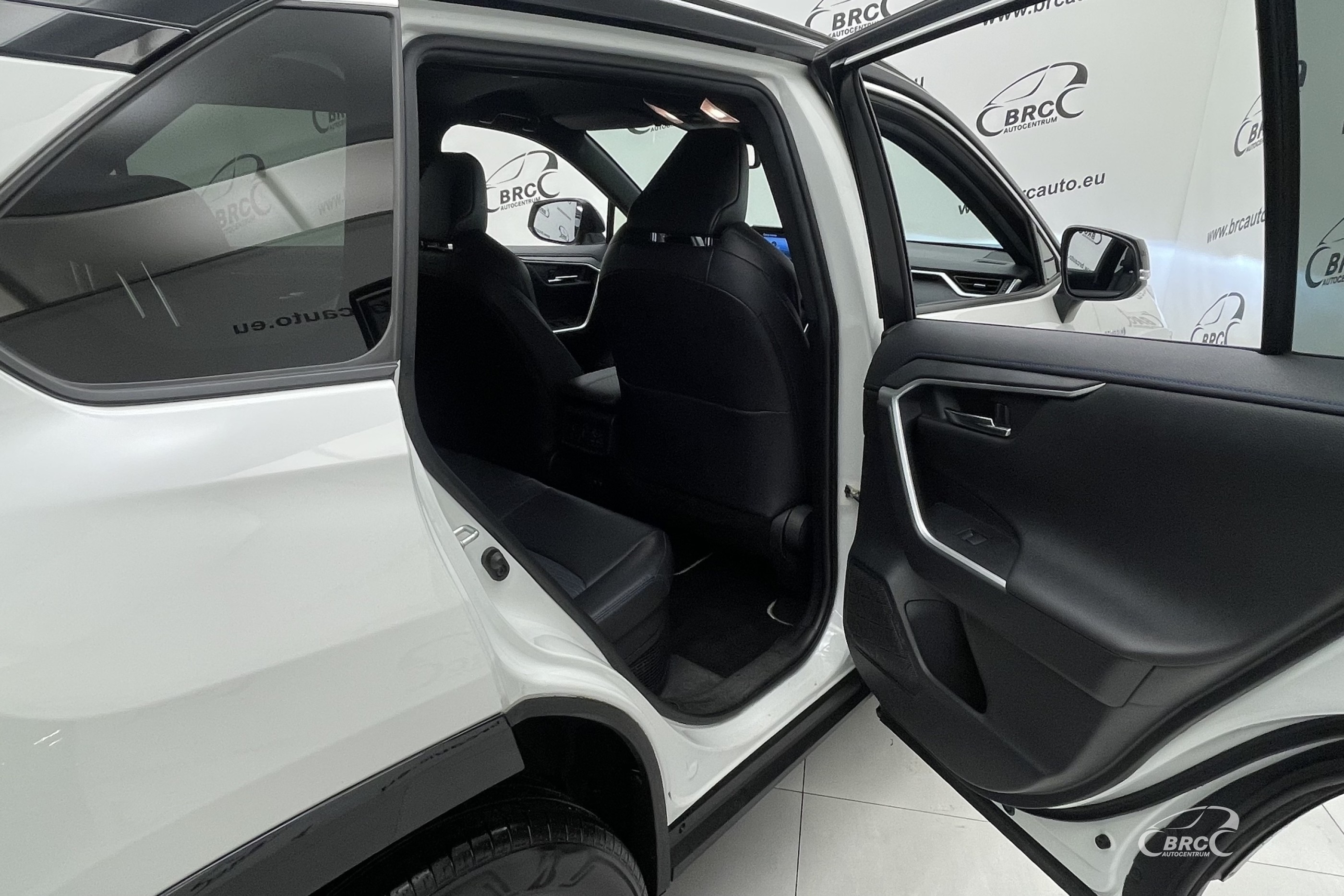 Toyota RAV 4 2.5 Hybrid Style e-CVT Automatas