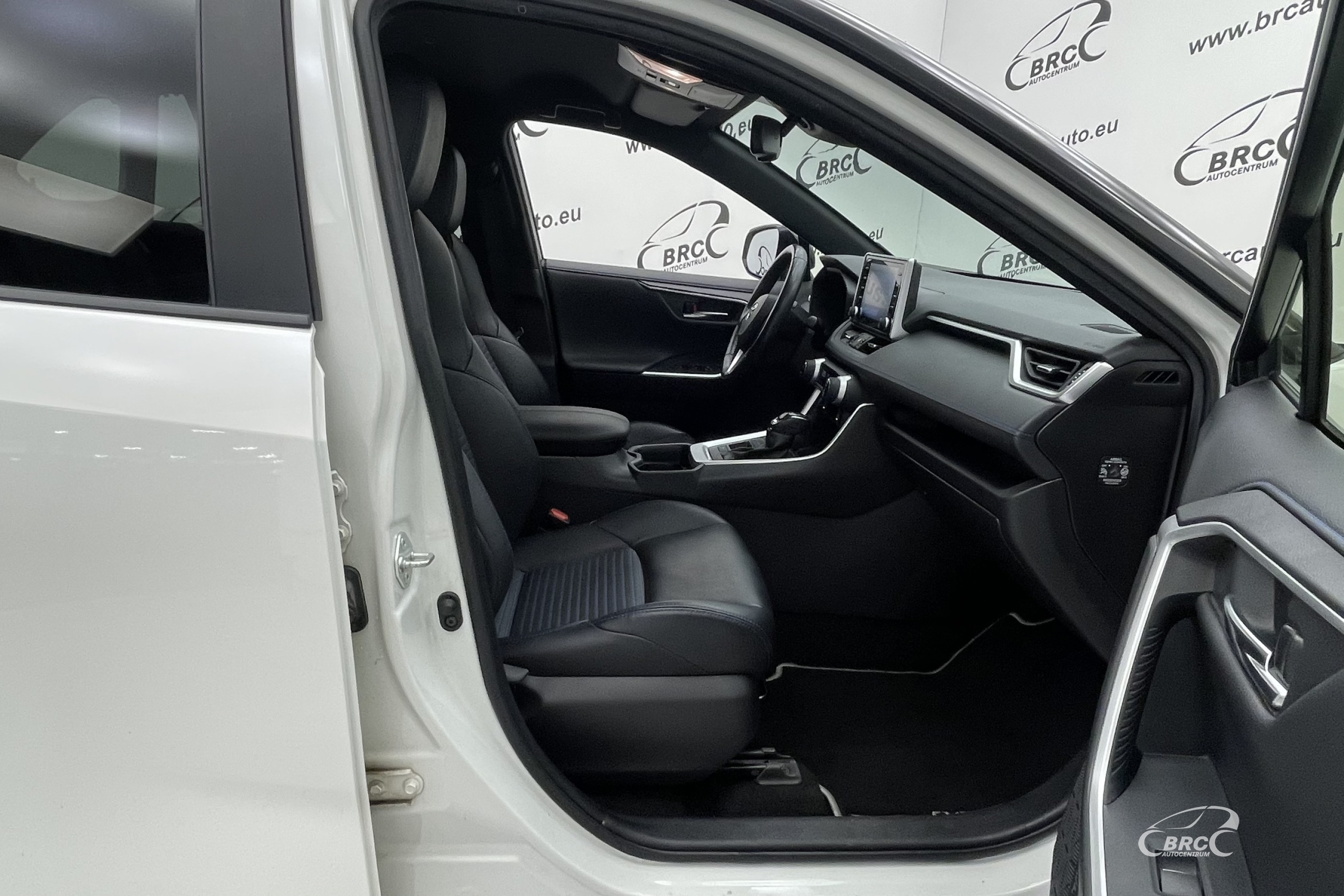 Toyota RAV 4 2.5 Hybrid Style e-CVT Automatas