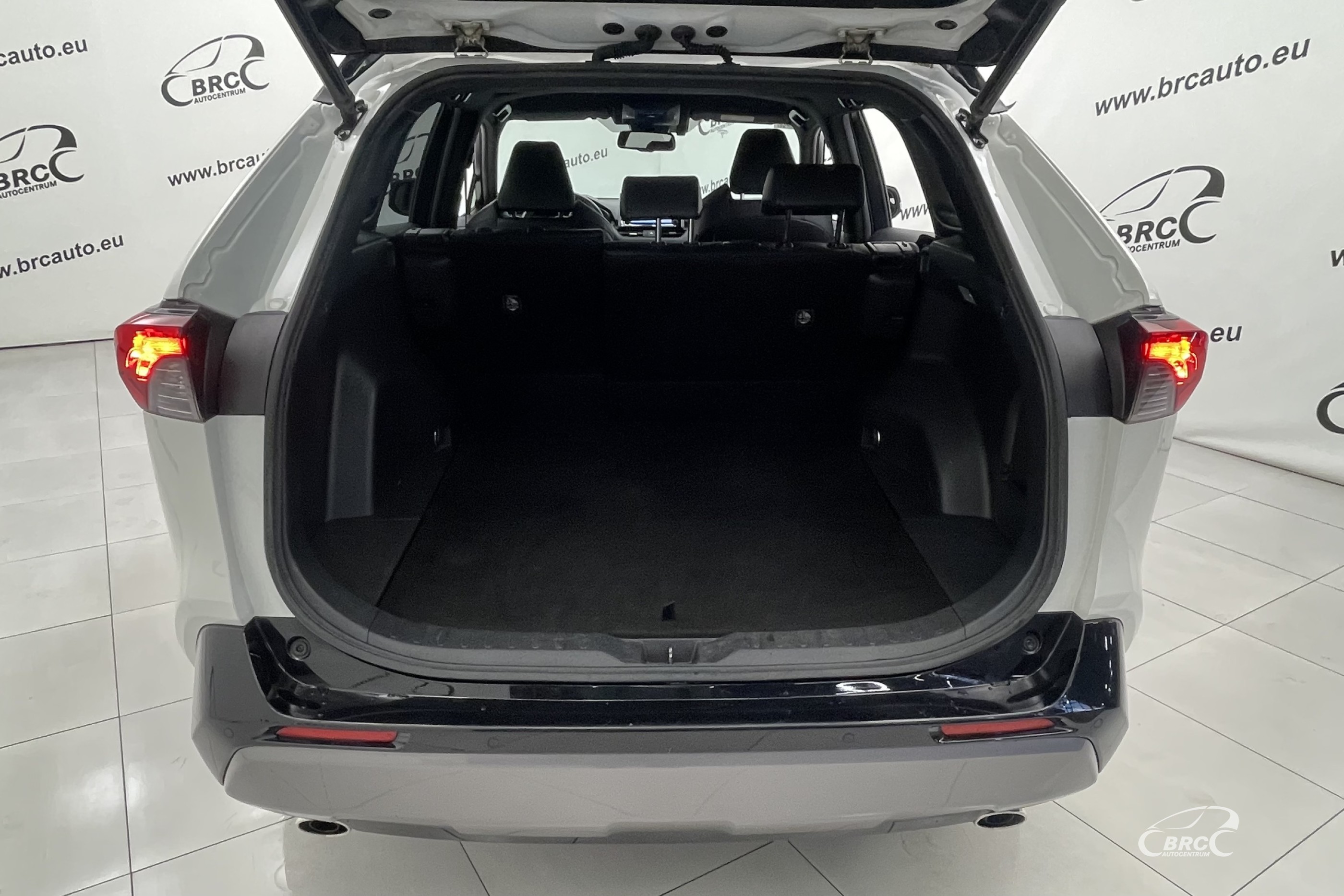 Toyota RAV 4 2.5 Hybrid Style e-CVT Automatas