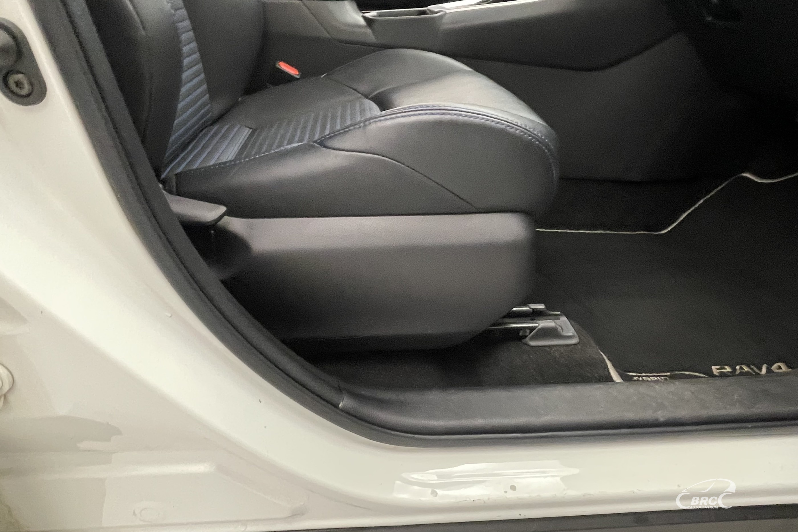 Toyota RAV 4 2.5 Hybrid Style e-CVT Automatas