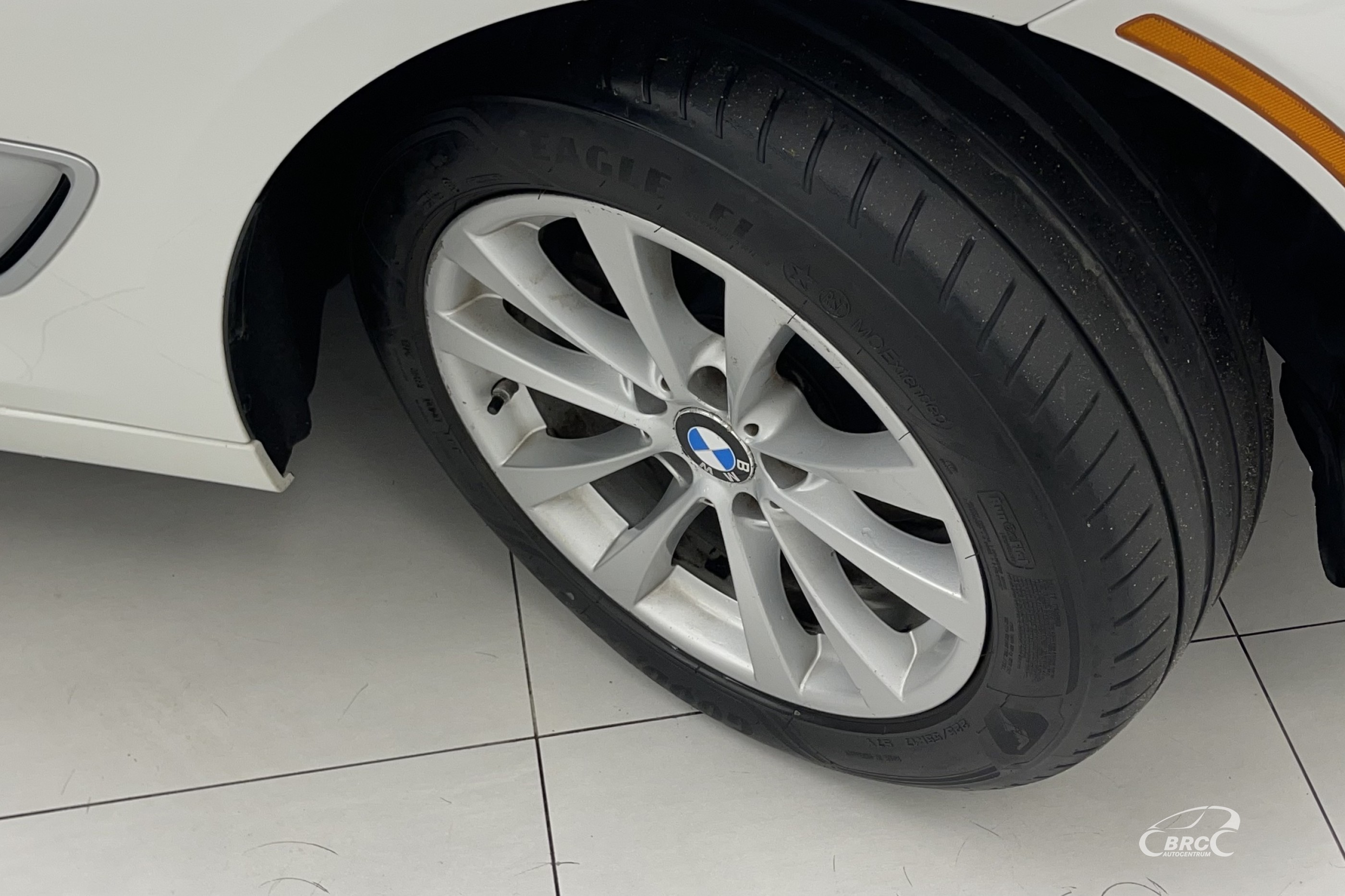 BMW 328 Gran Turismo i xDrive Automatas