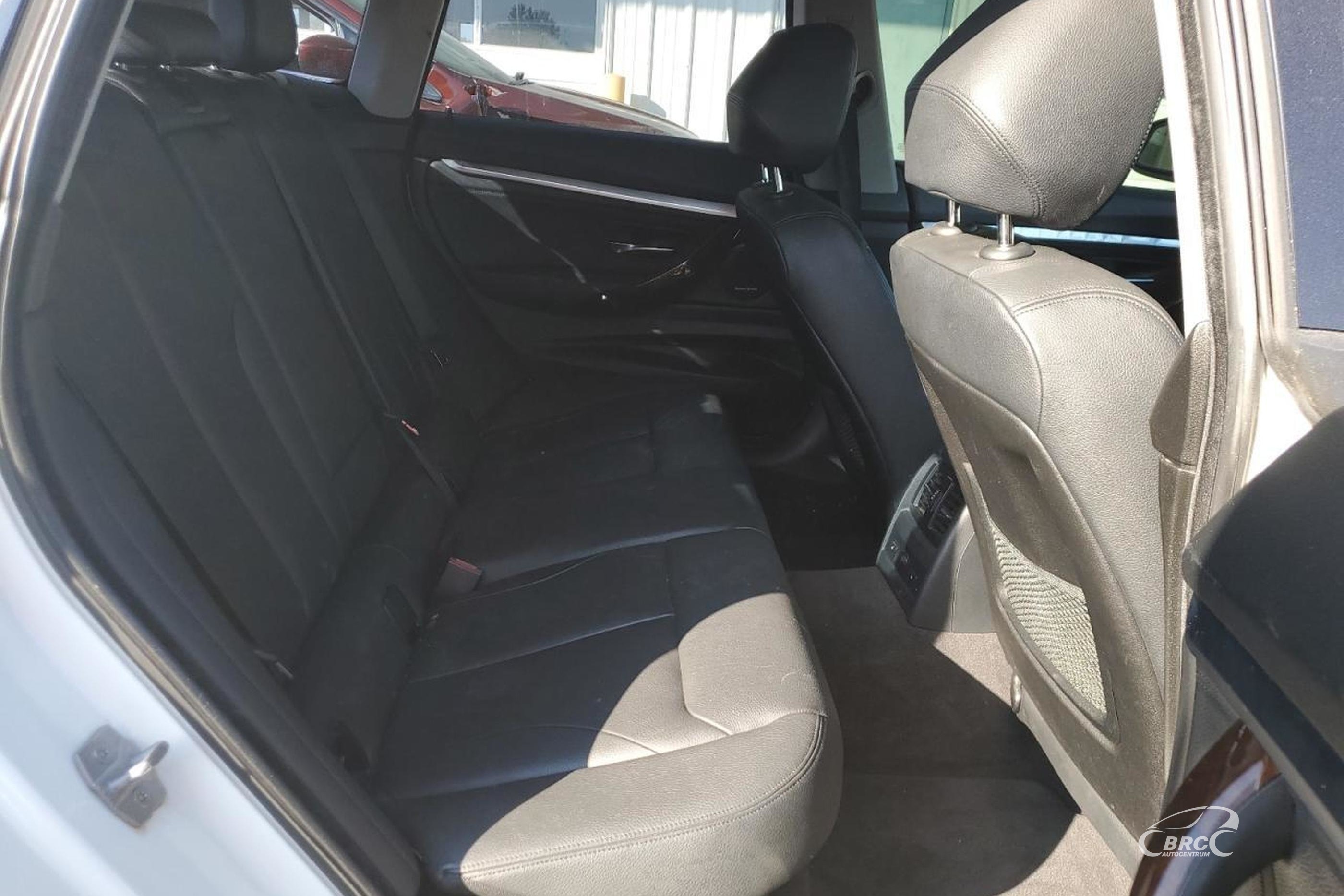 BMW 328 Gran Turismo i xDrive Automatas